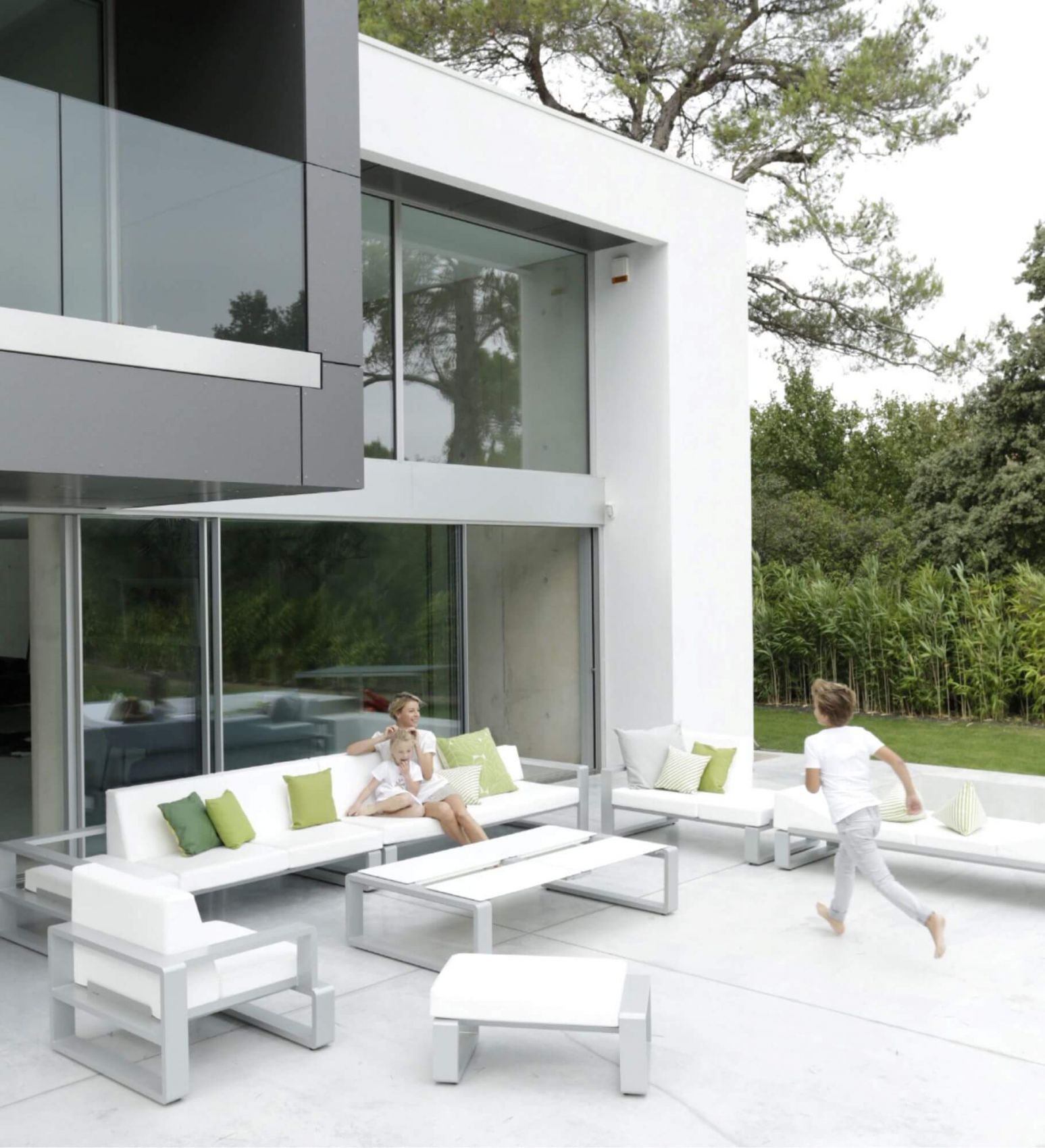 Canapé modulable et confortable collection Kama par Ego Paris à Biarritz