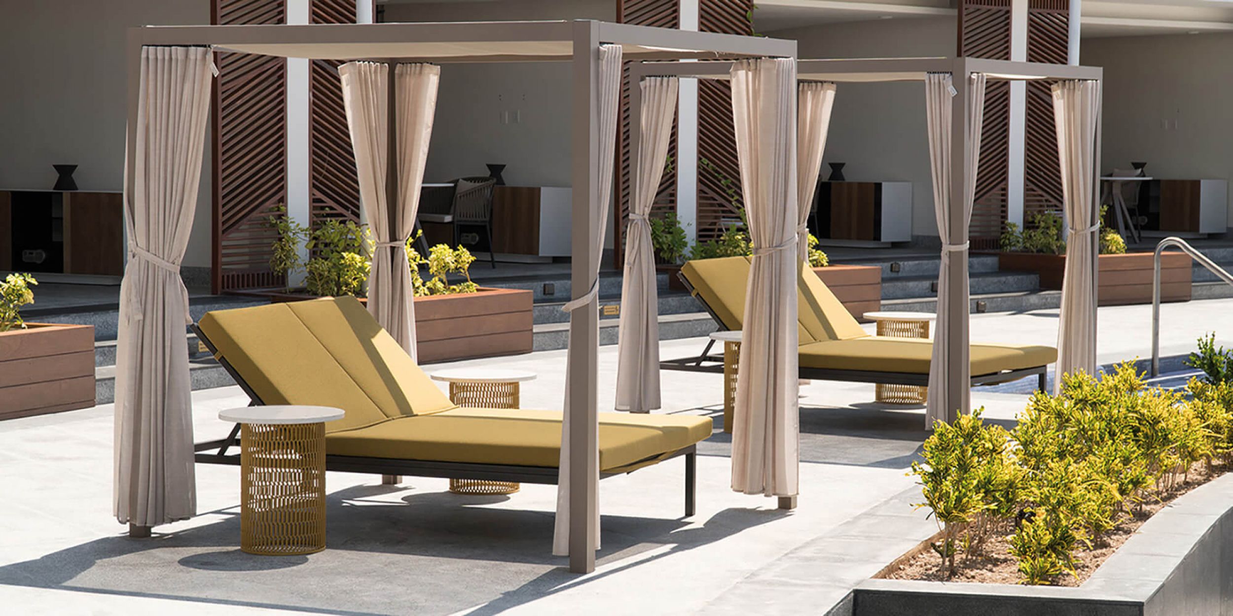 Transat en aluminium thermolaqué collection Landscape par Kettal à Aix