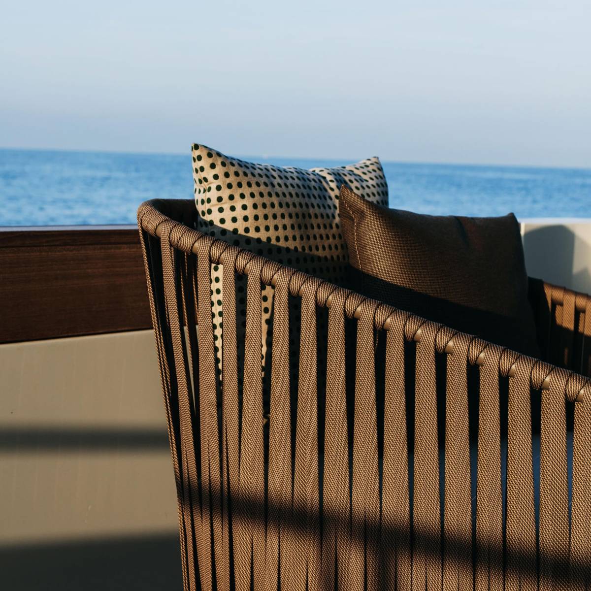 Finitions en cordes, collection BITTA LOUNGE par Kettal à Cannes