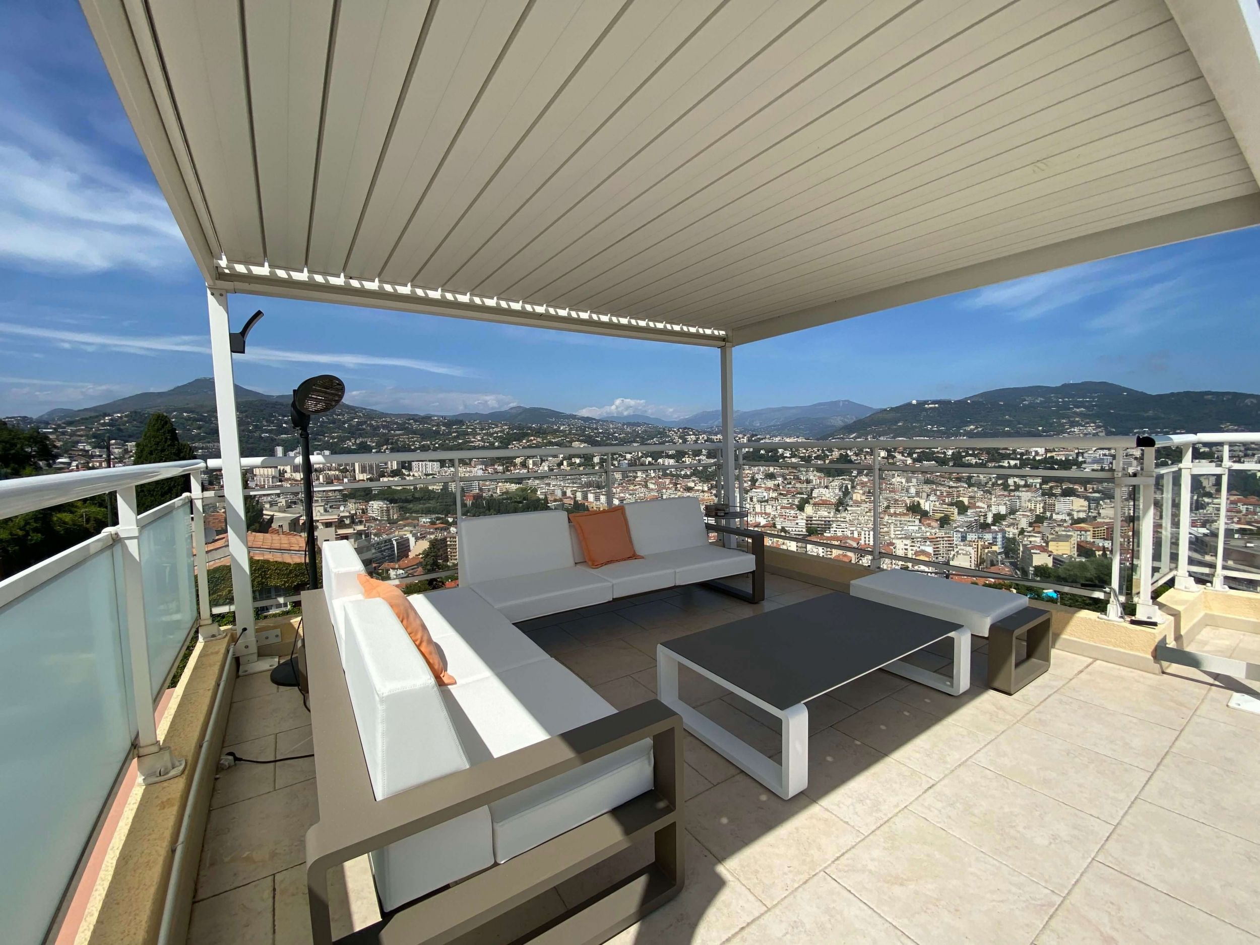 Salon de jardin design et chic collection Kama par Ego Paris à Nice 