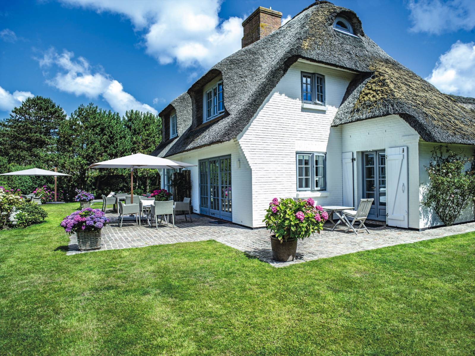 Toit d'armature carré du parasol Aura par Glatz à Nancy 