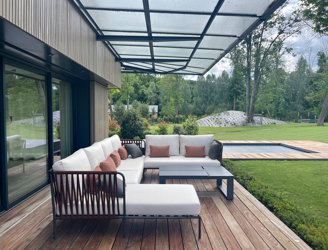 Salon de jardin en aluminium thermolaqué et coussin en tissu 100% acrylique de la collection Nido