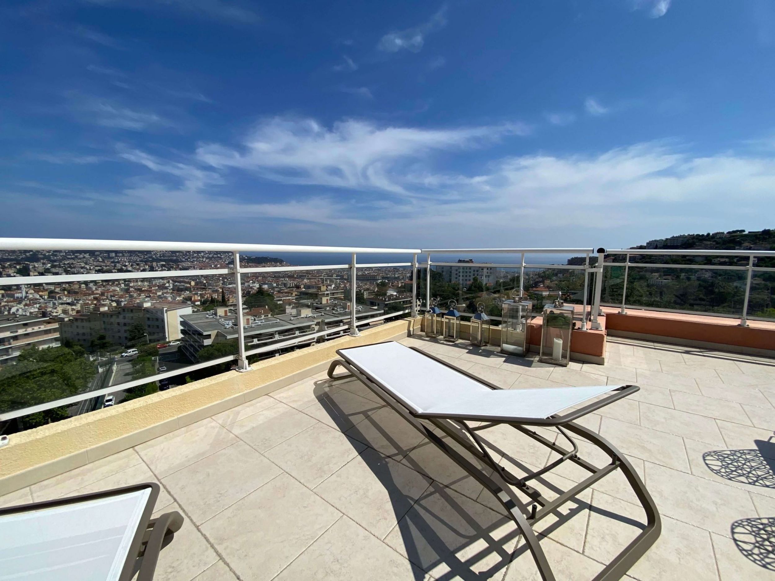 Transat avec toile et structure en aluminium collection Marumi à Nice