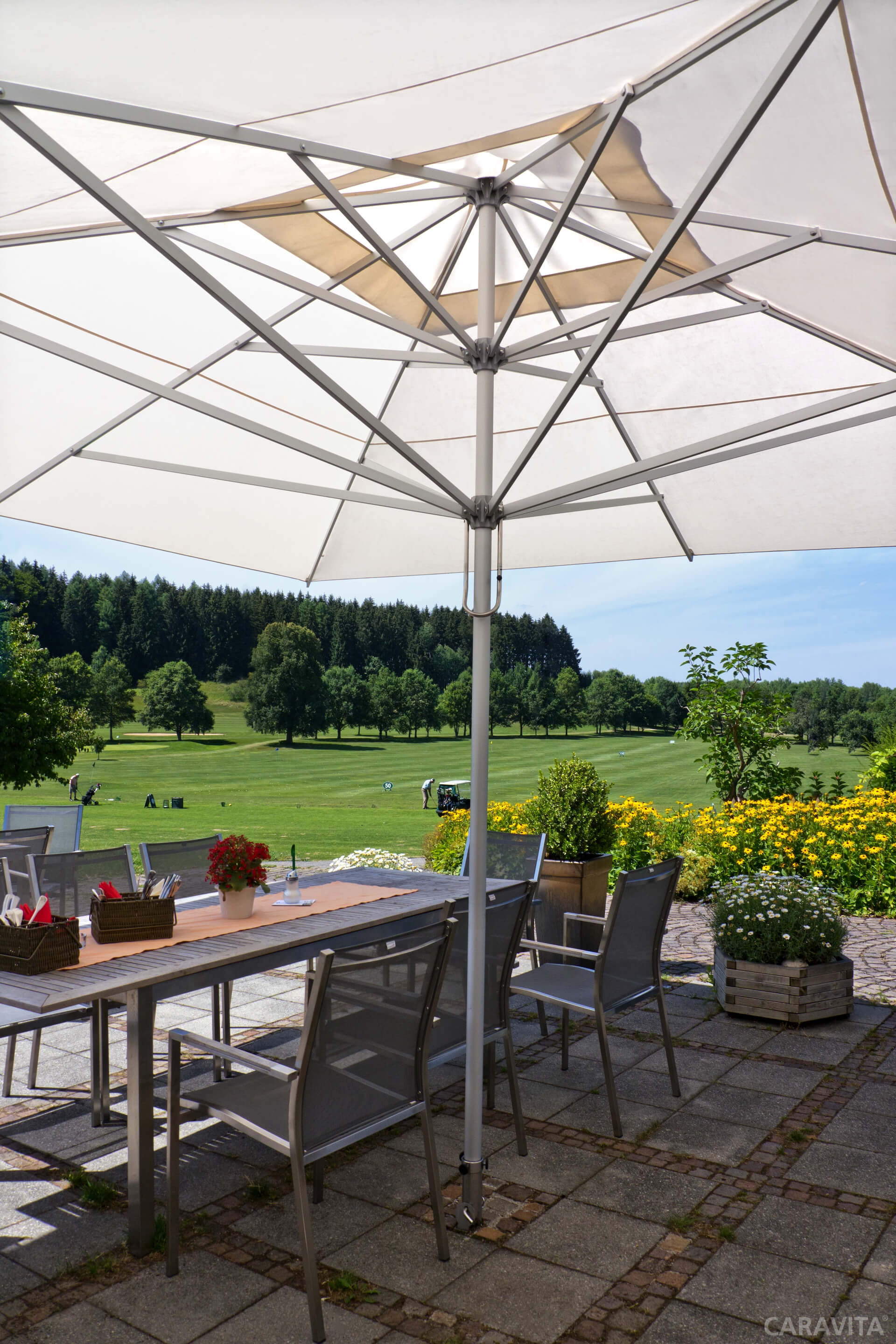 Mas télescopique de parasols en aluminium de 5 cm de diamètre à Nice