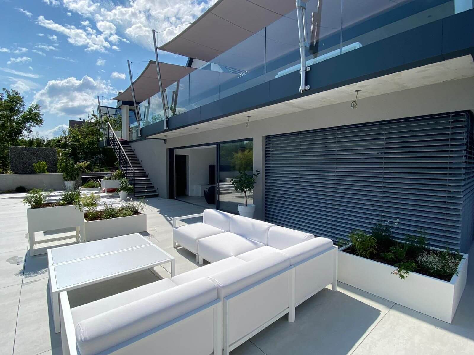 Salon de jardin de la collection Nubes en Alsace