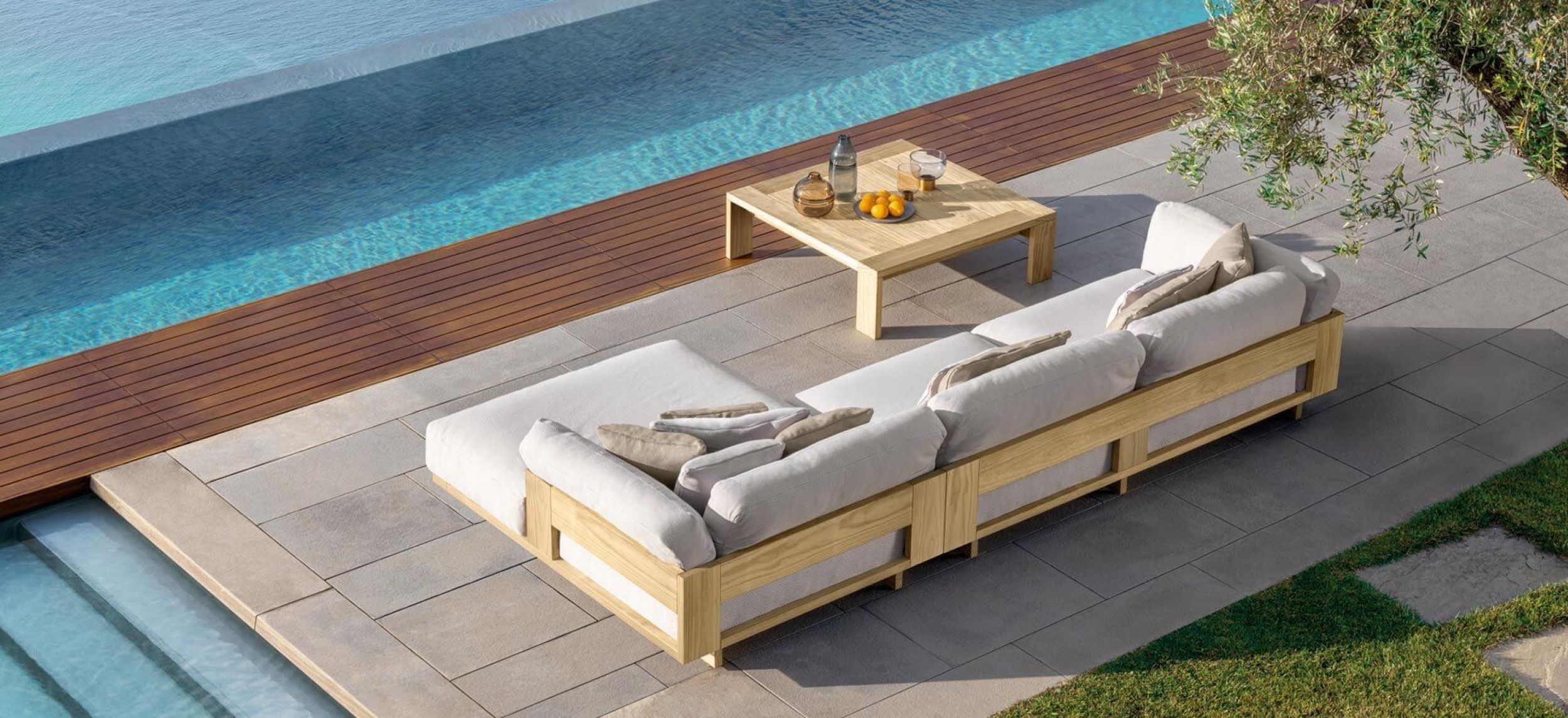 Canapé d'extérieur modulable et moderne en bois d'Accoya collection Argo par Talenti à Bordeaux