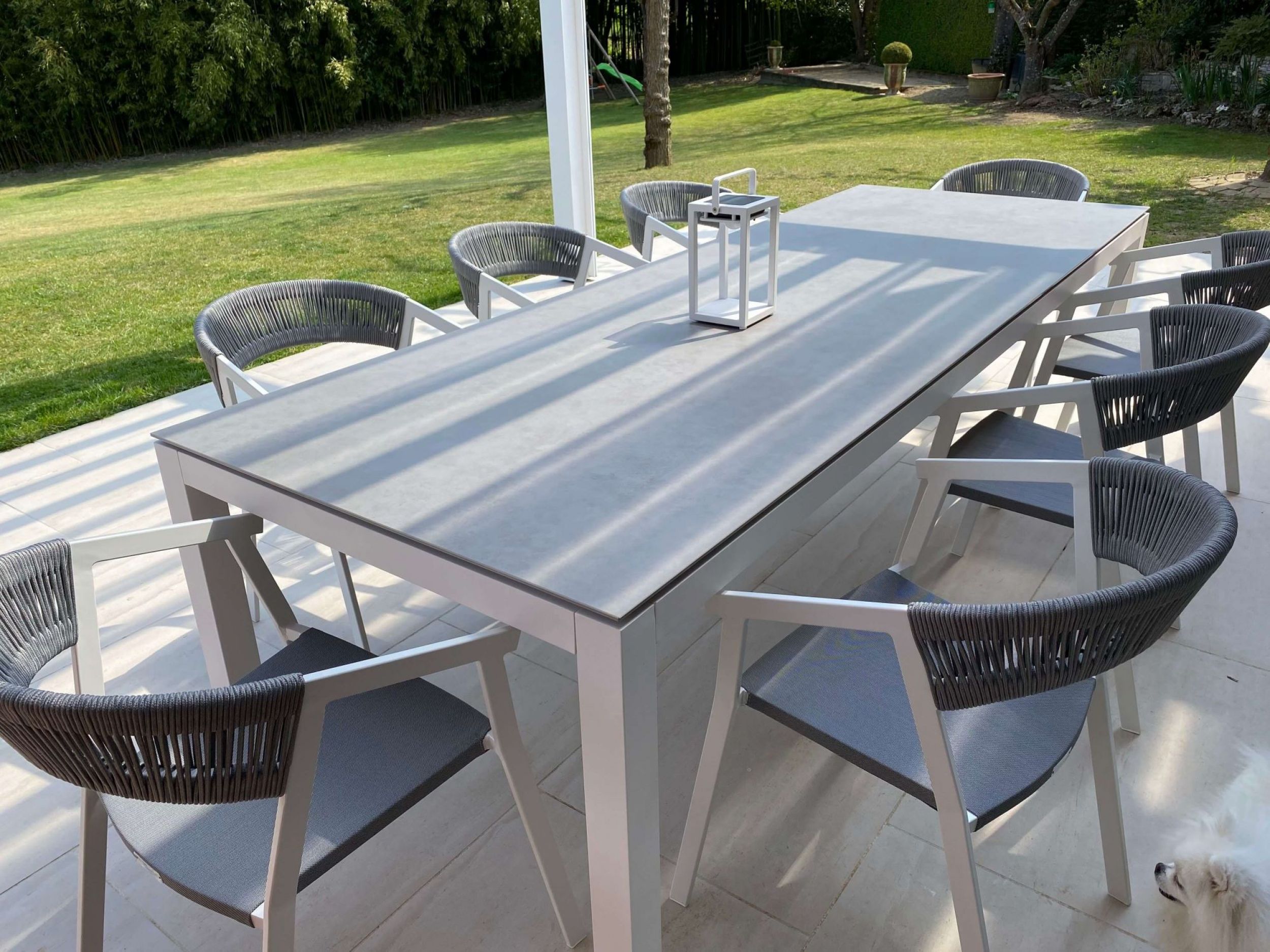 Chaise de repas moderne et  design pour repas en corde collection Auto à Lyon