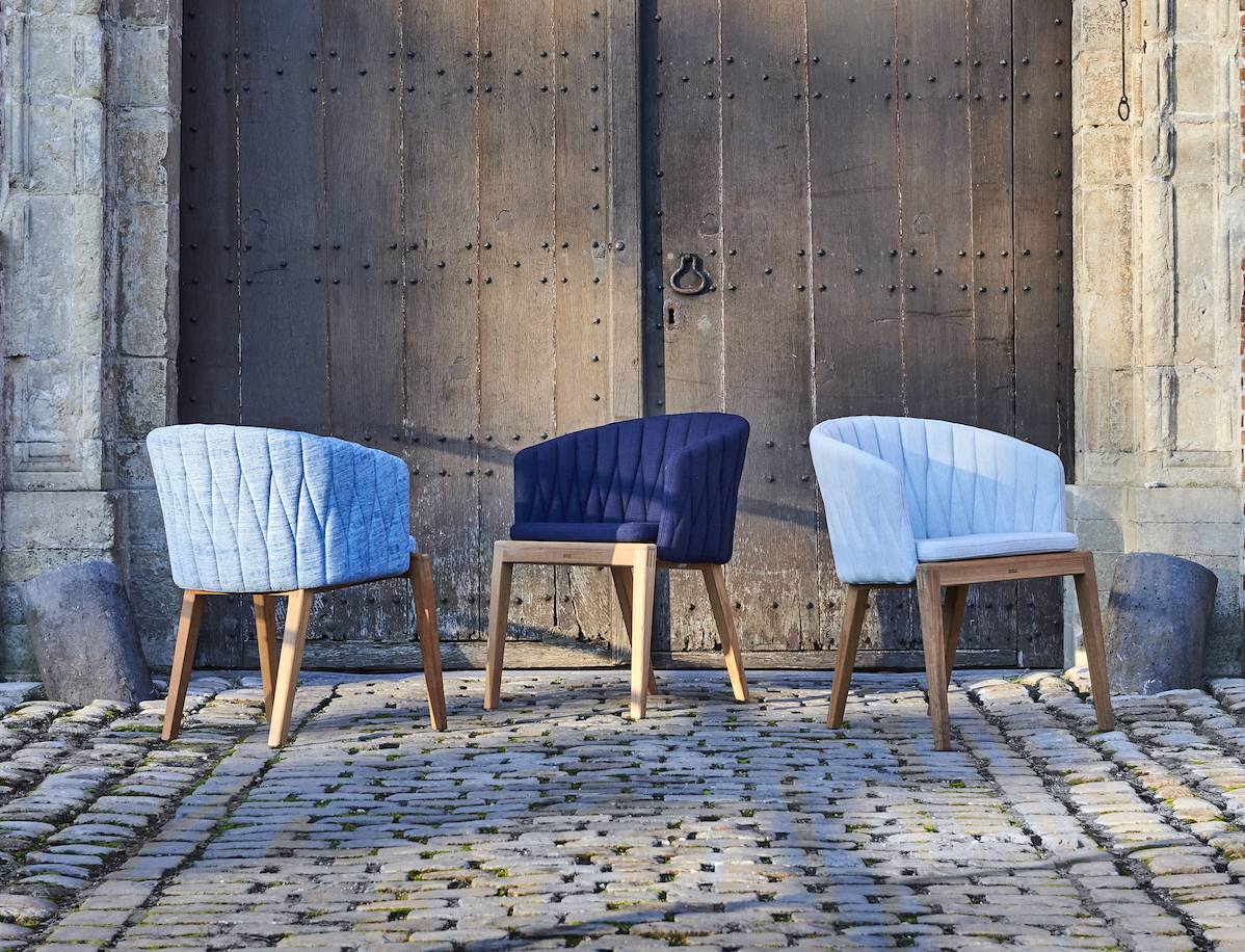 fauteuil de repas en teck avec dossier enveloppant à Antibes