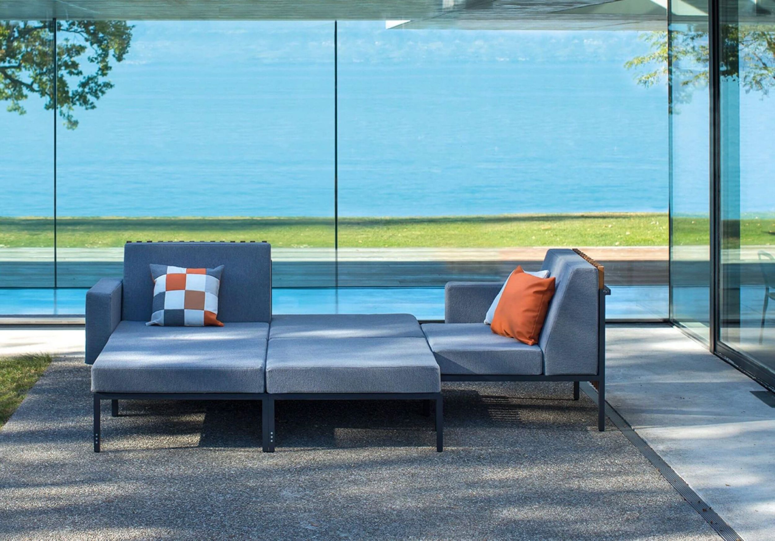 sofa d'extérieur modulable et design collection Sutra par Ego Paris à Aix