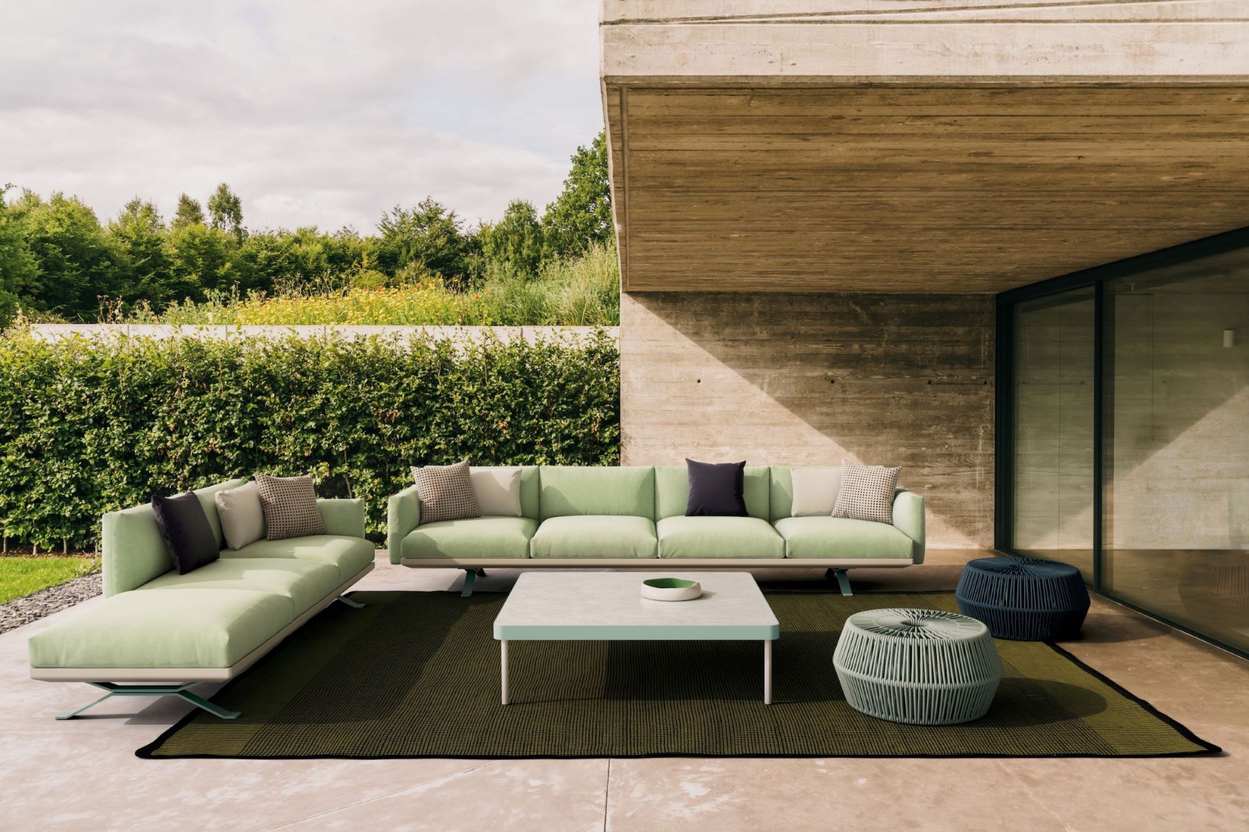 Canapé de jardin modulable en aluminium thermo laqué collection Boma par Kettal à Marseille