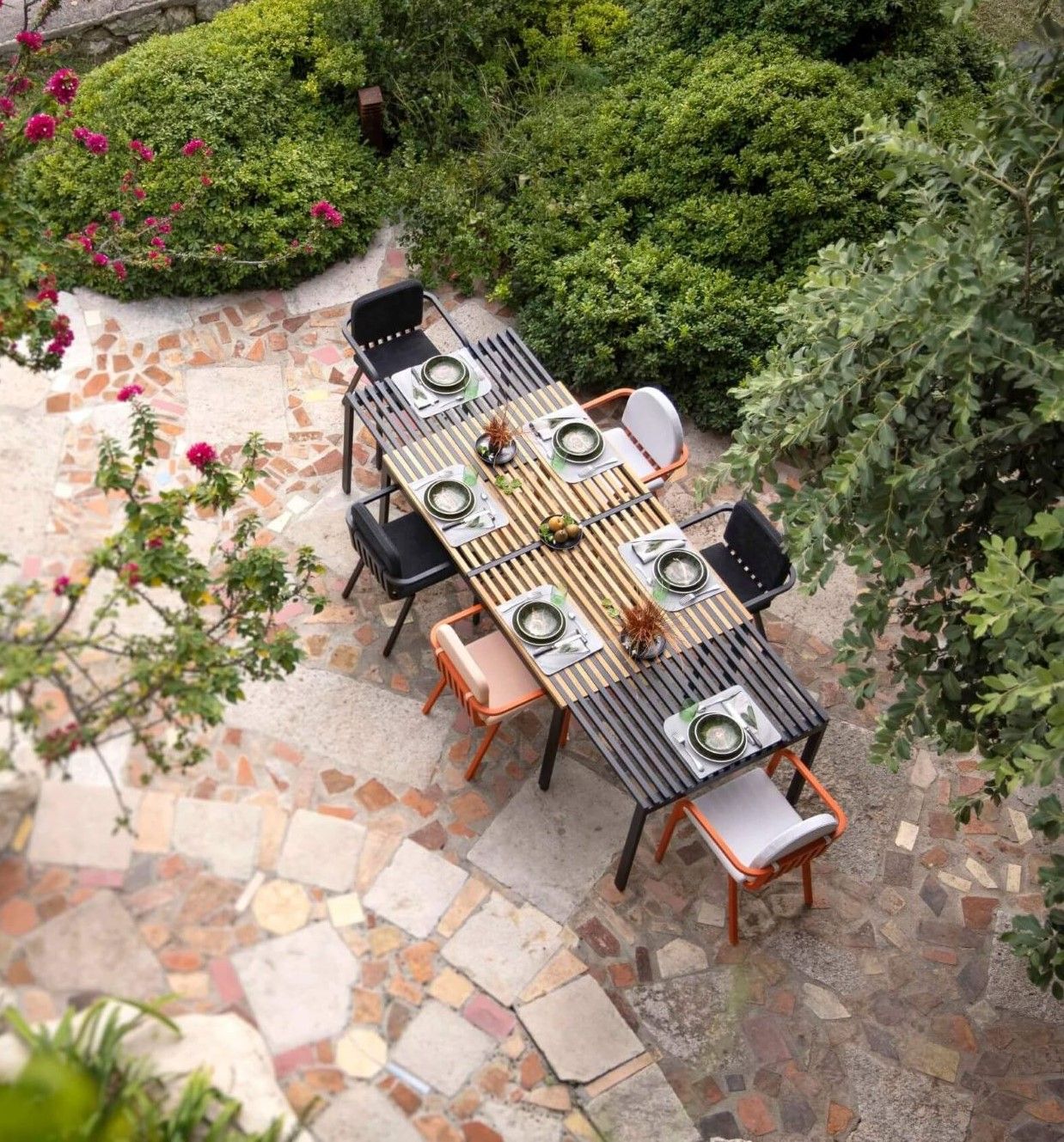 Table de jardin en aluminium thermo laqué collection Kama par Ego Paris à Lyon