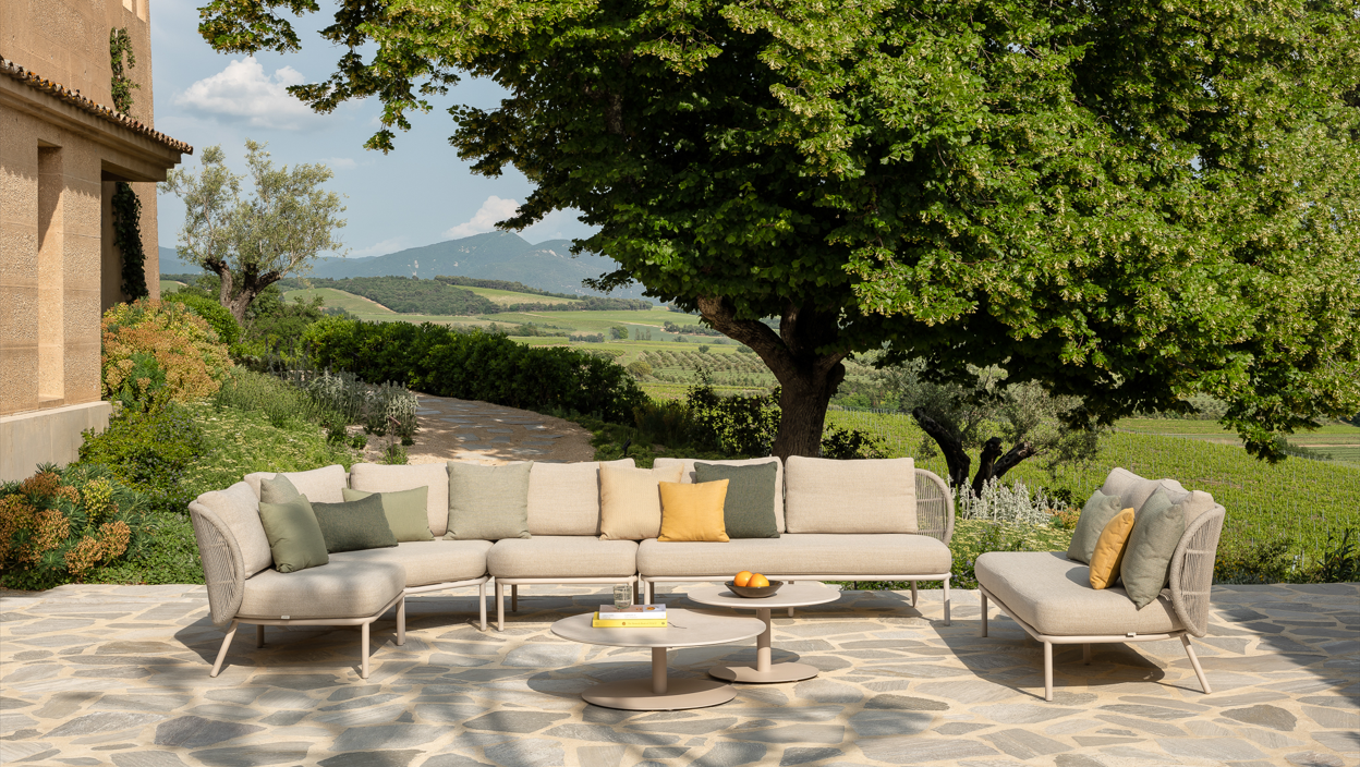 Salon de jardin en cordes modulable, fonctionnel et élégant, collection Kodo par Vincent Sheppard