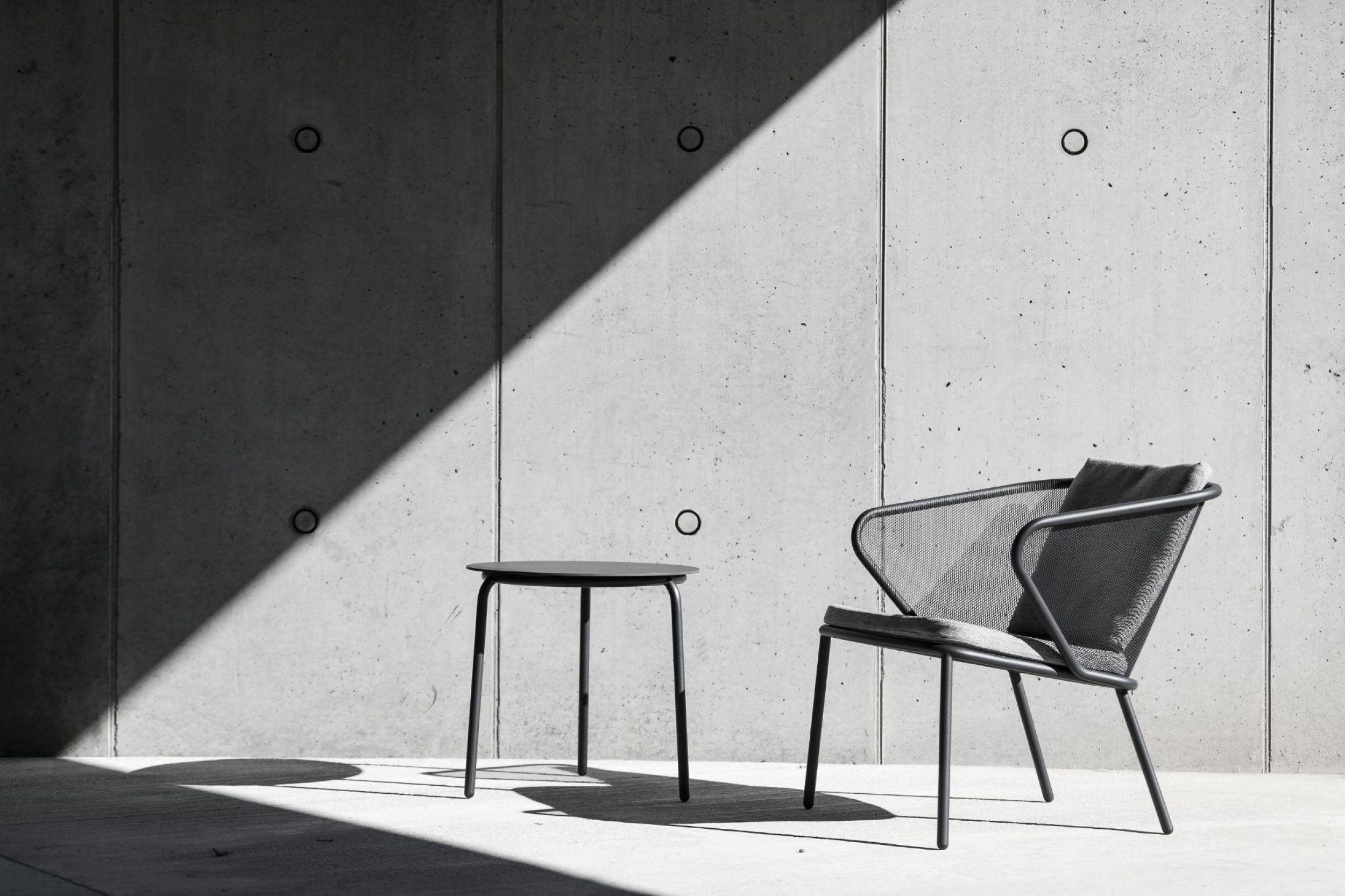 Fauteuil en inox Condor par Todus à Marseille