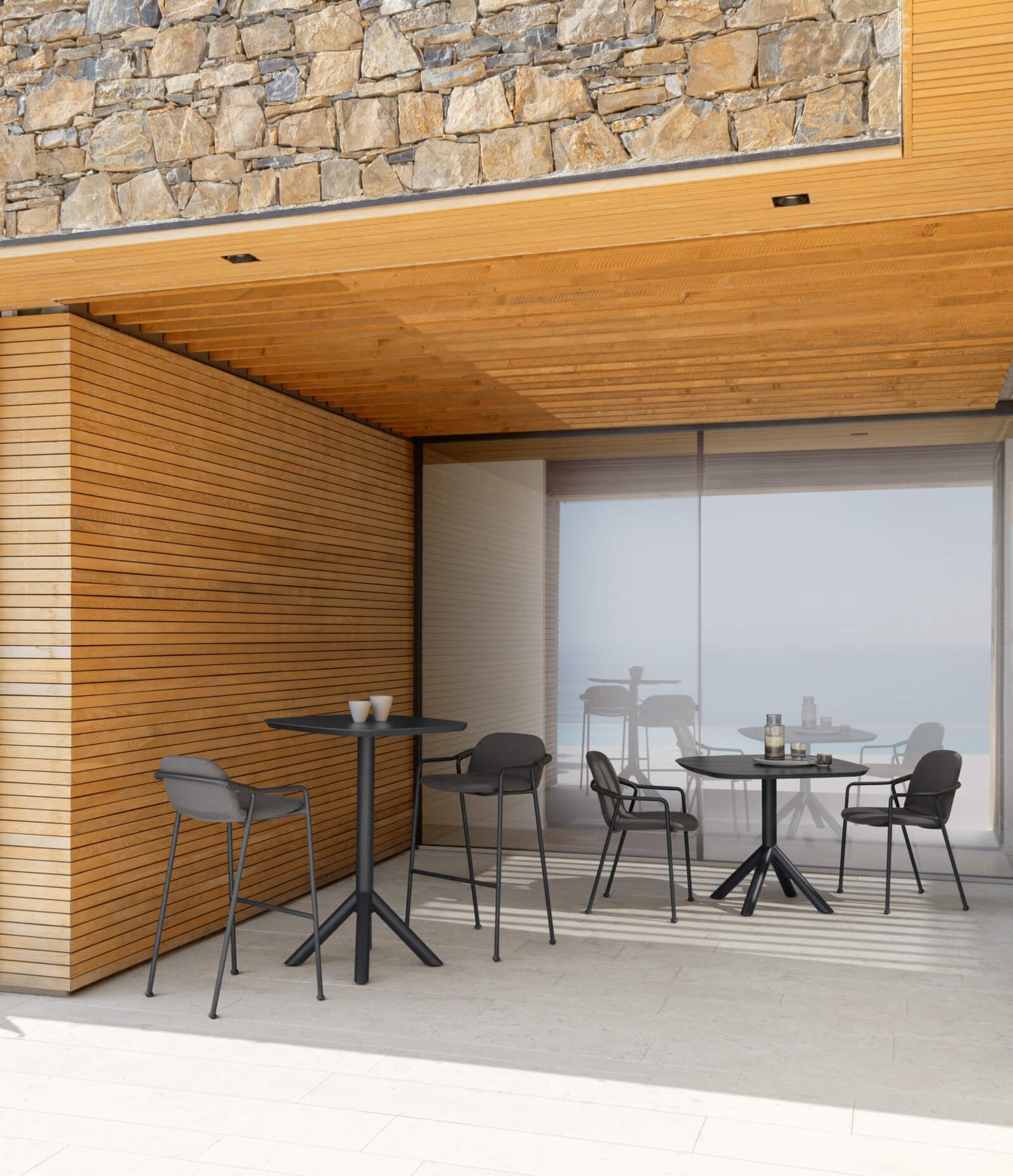 Chaise de repas bar avec cordage tressé sur les accoudoirs collection Coral par Talenti à Bordeaux