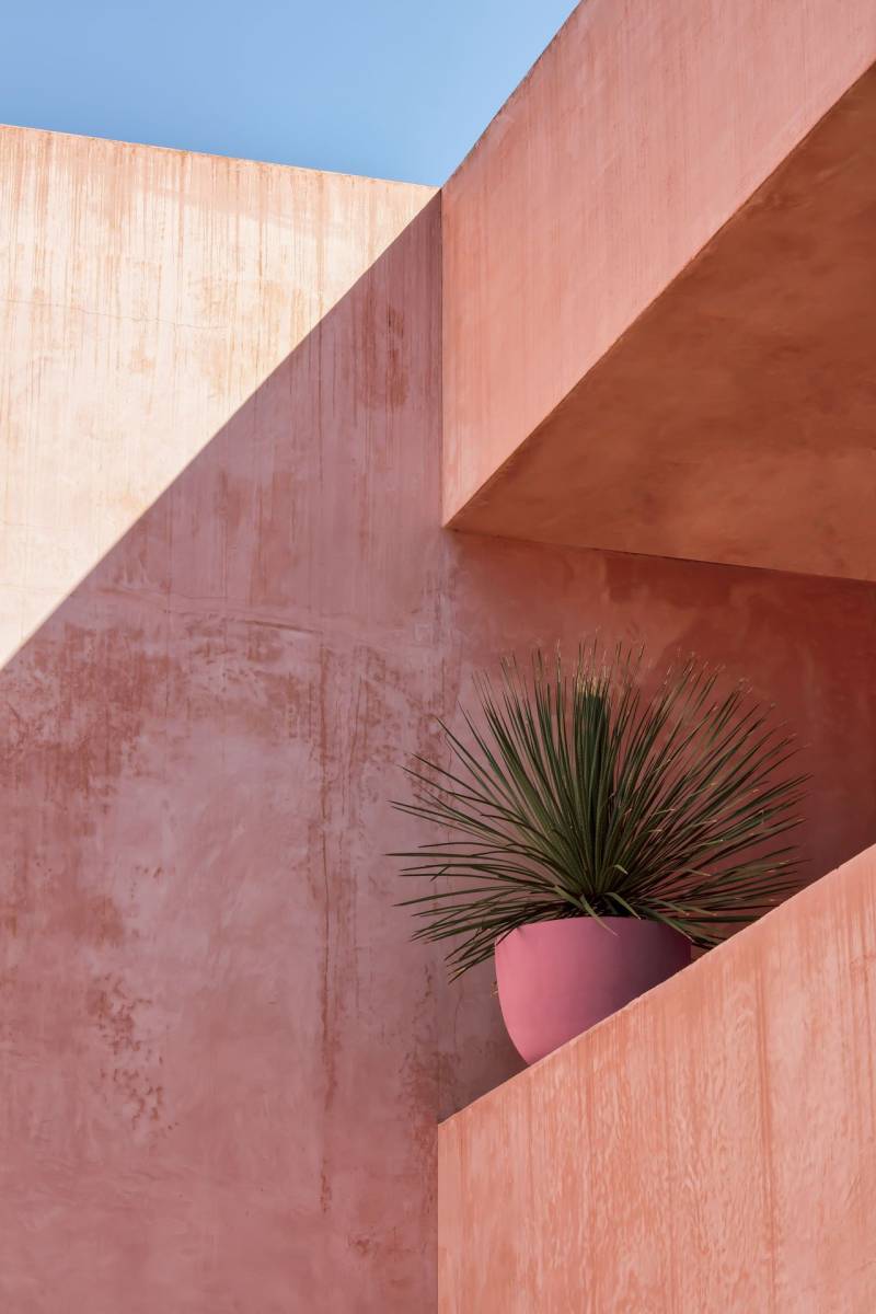 Pot de fleur contemporain et artisanaux Domani à Menton