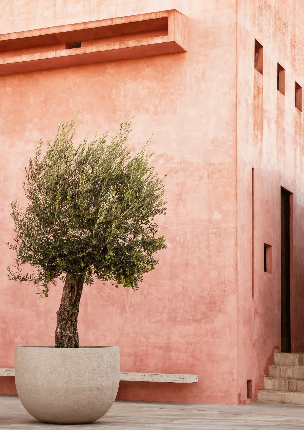 Pots de fleur contemporain et artisanaux Domani à Menton