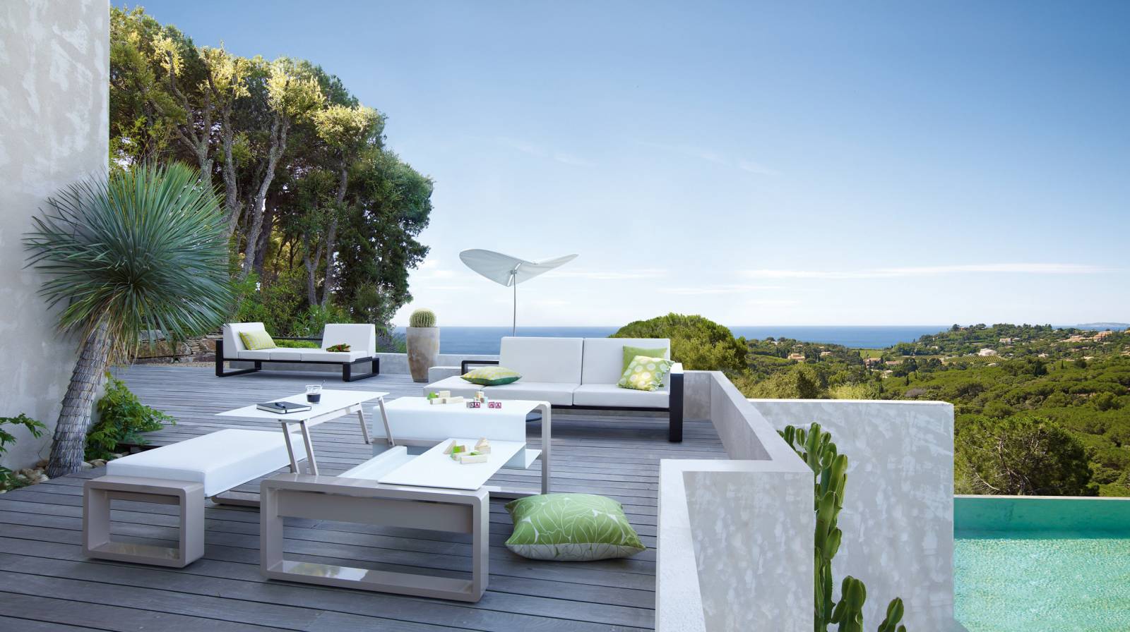 Salon de jardin 100% modulable, collection KAMA par Ego Paris