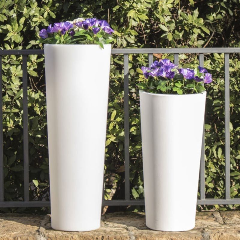 Pot cylindrique haut à fonction lumineuse collection Ficus par New Garden à Lyon