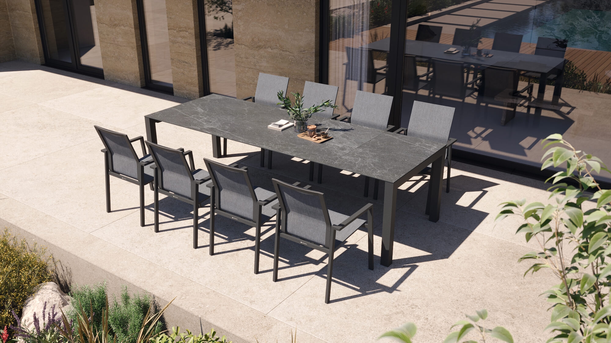 Grande table extensible en aluminium, collection Forli à Antibes