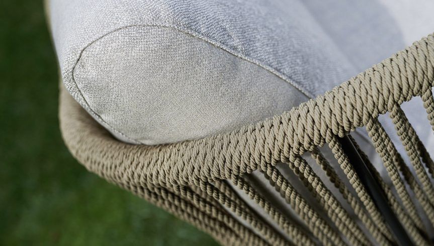 Zoom sur le corde en fibres synthétiques de la collection Babylon par Varaschin à Nantes