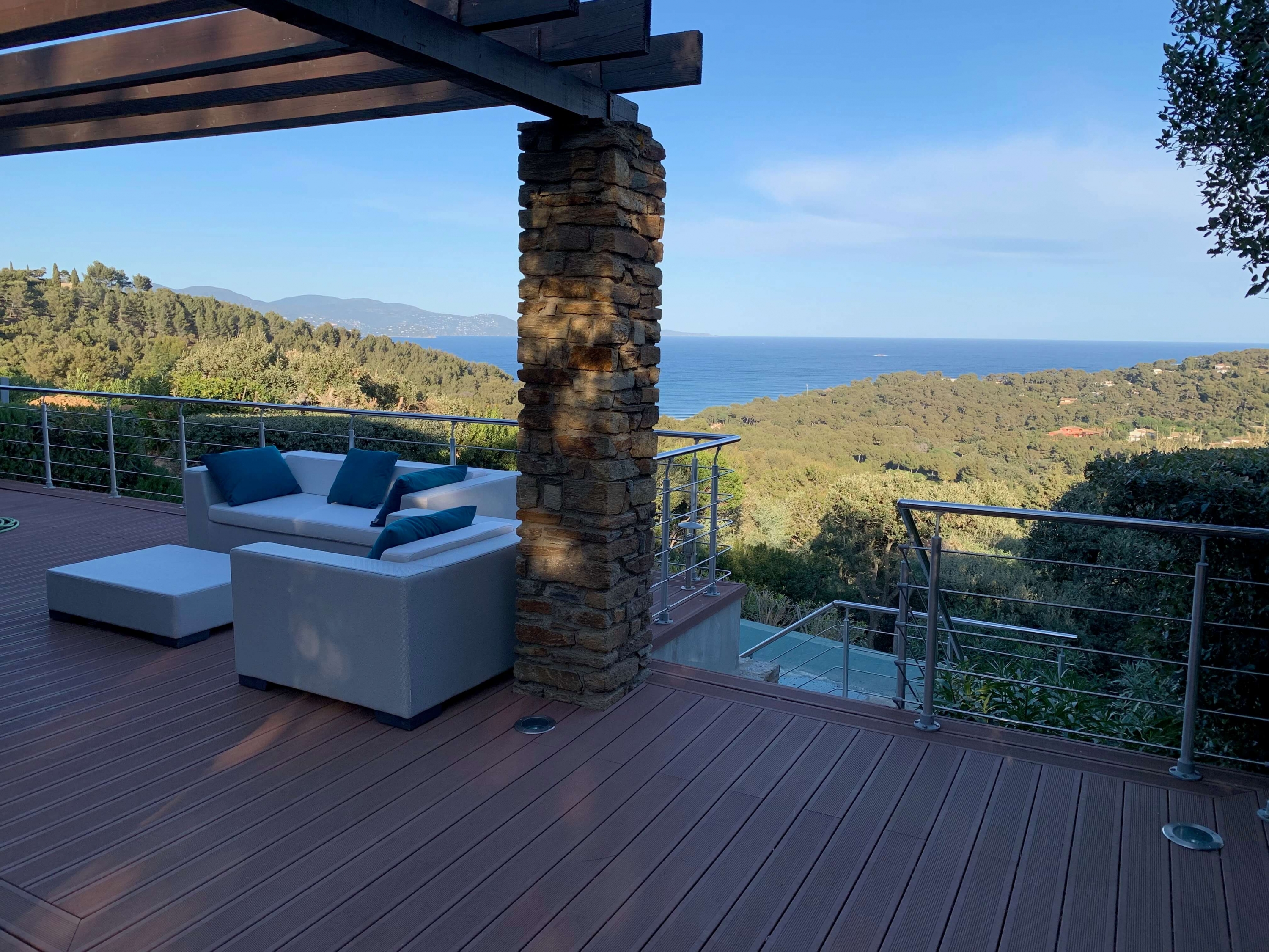 Meubles de jardin de luxe à Bormes-les-mimosas