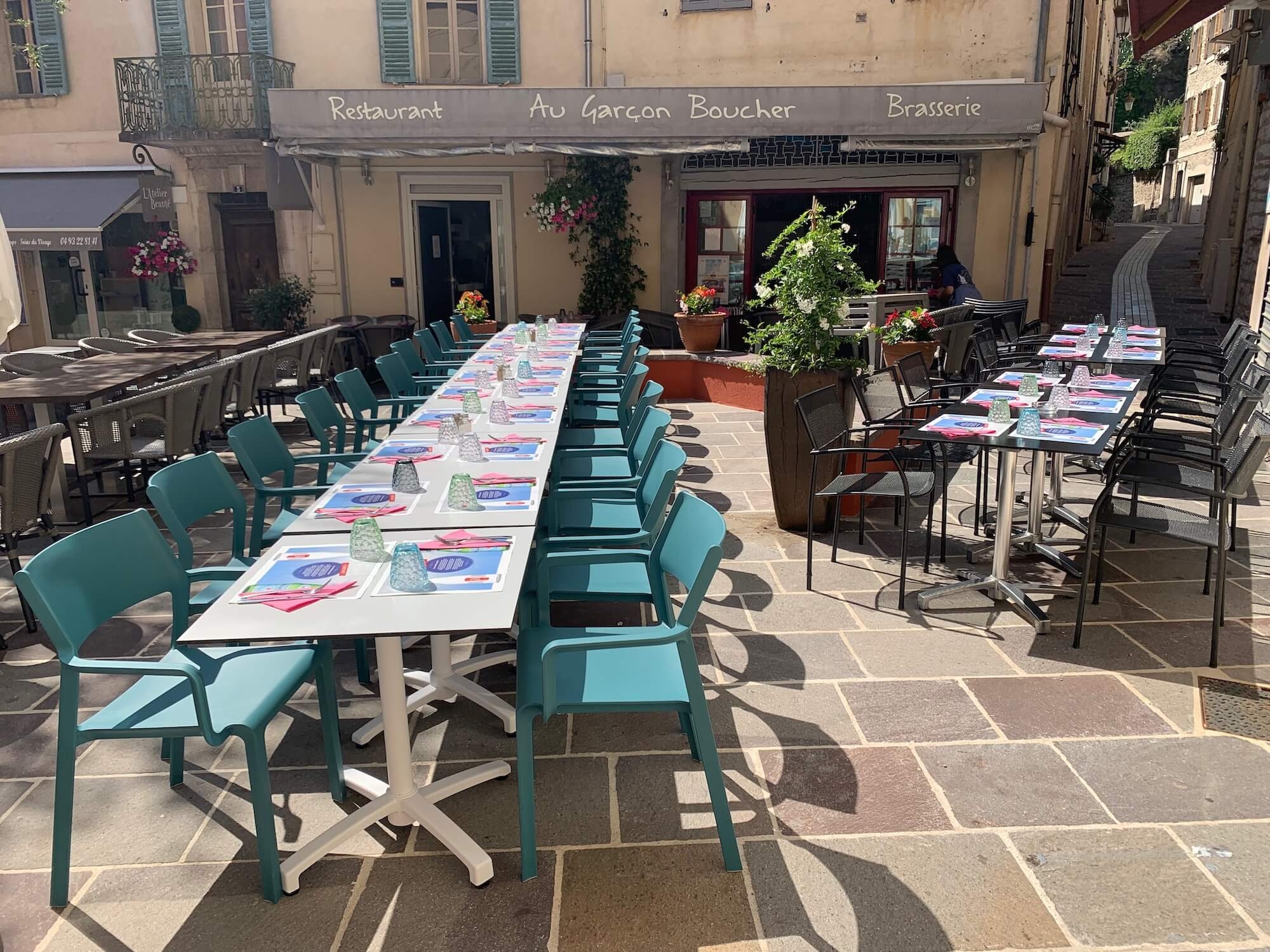 Mobilier d'extérieur pour professionnel de la marque Nardi à Villeneuve-Loubet