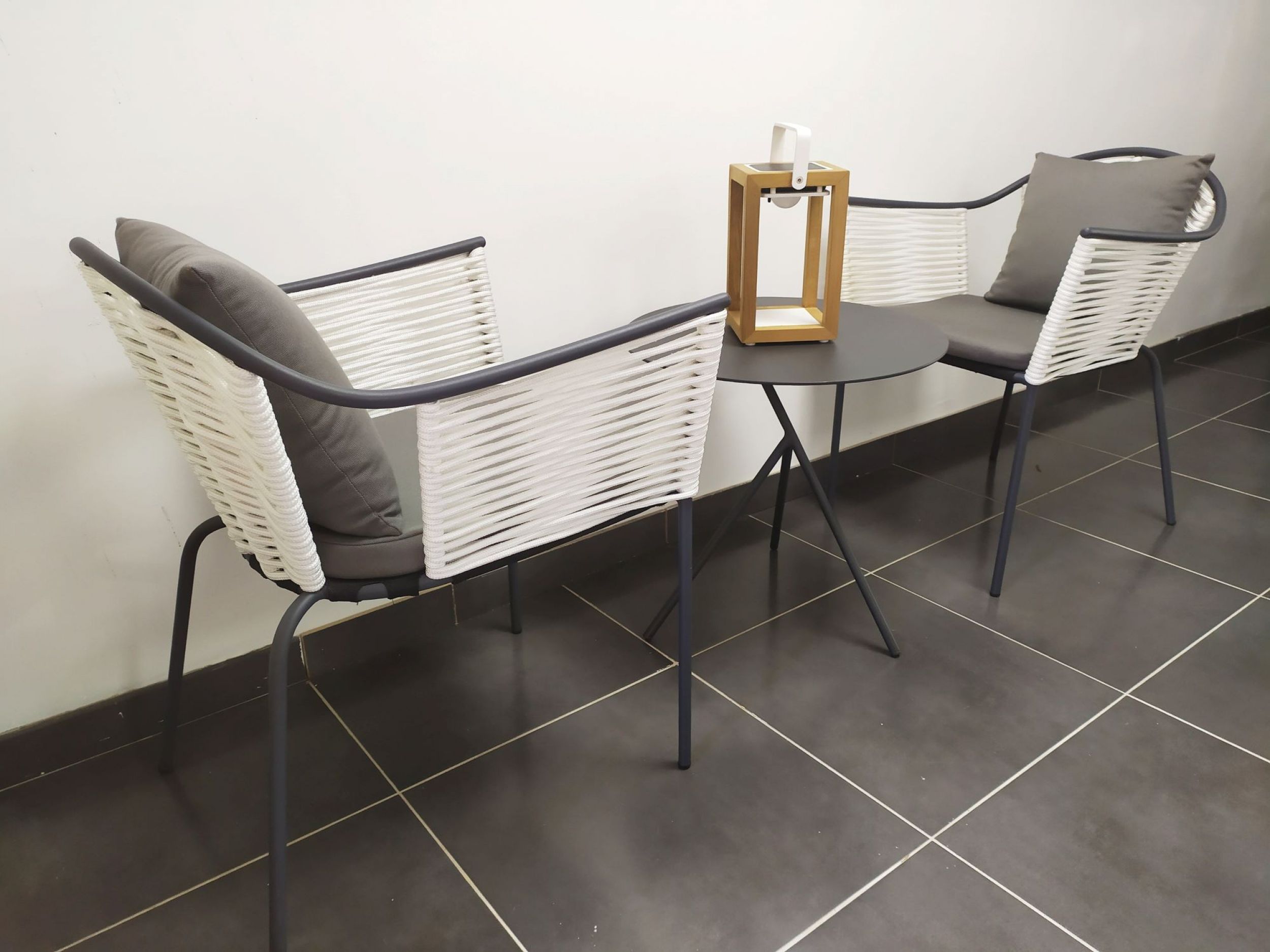 Lampe d'extérieur thermo laqué et teck collection Lux à Nantes