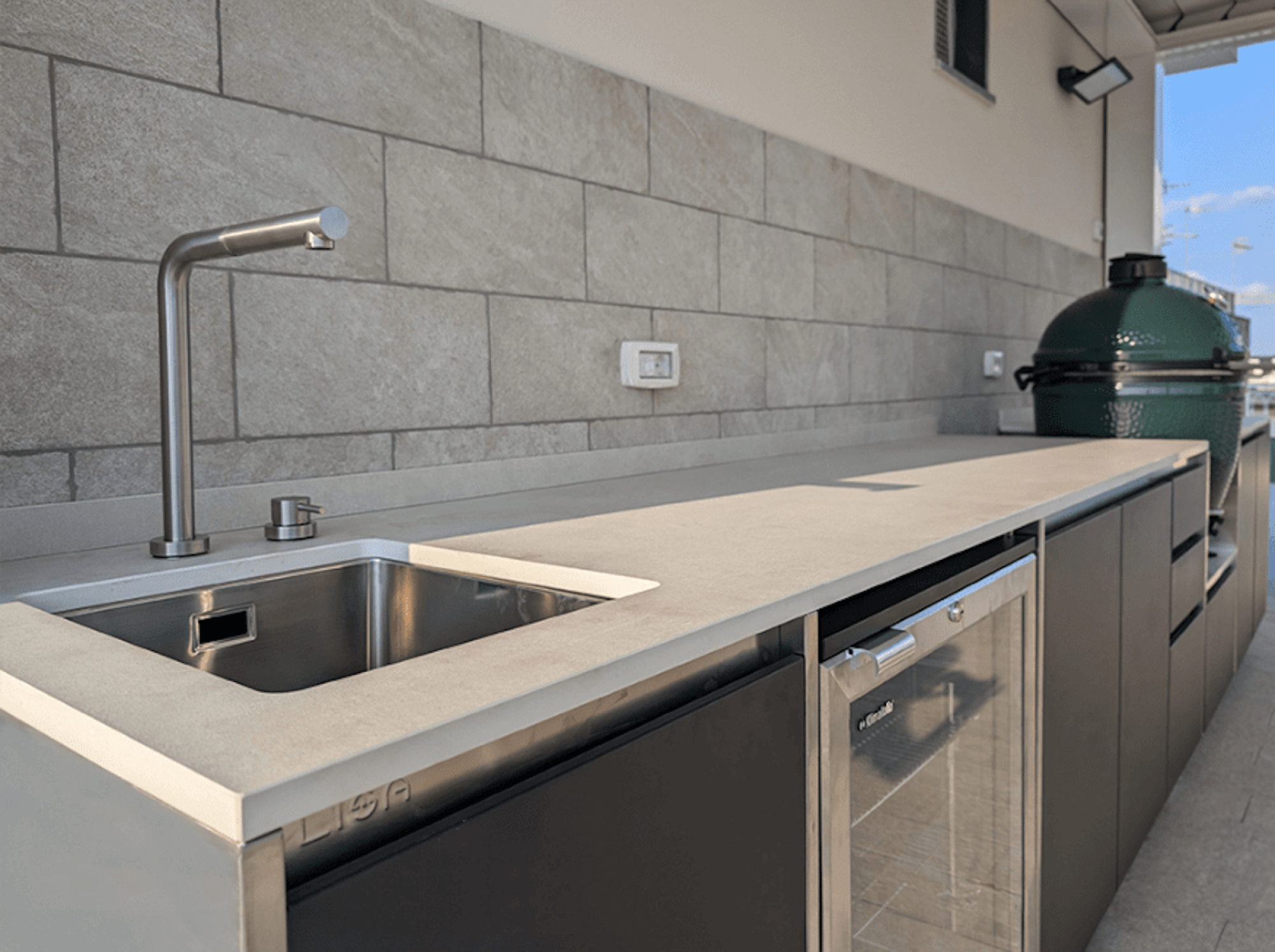 Cuisine extérieure personnalisable LISA à Nice