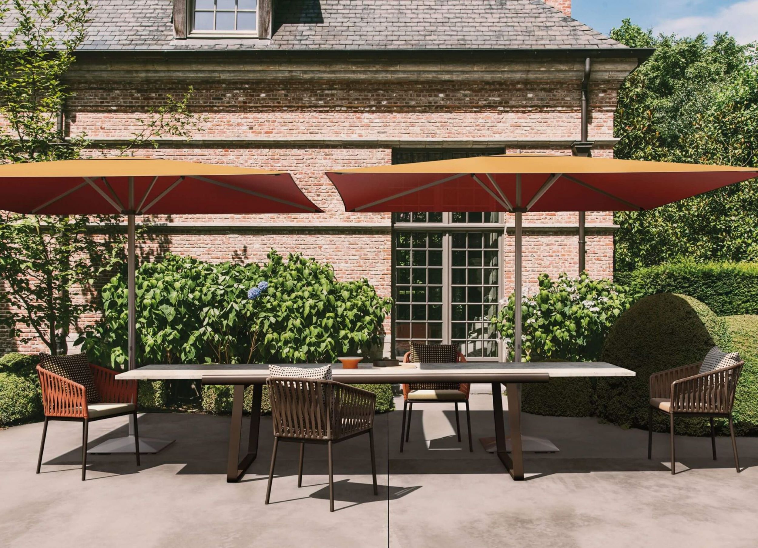 Fauteuil de repas contemporain en cordes tressées collection Bitta par Kettal à Aix