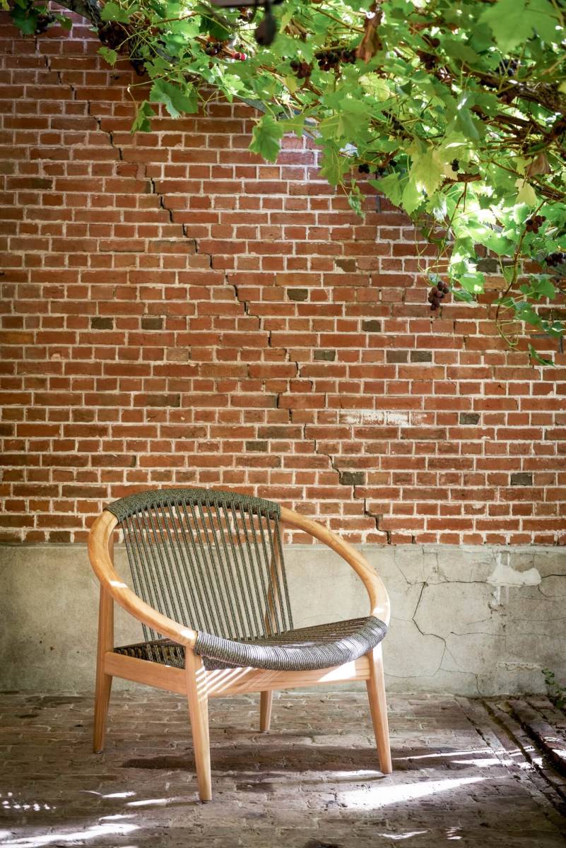 Fauteuil lounge rond au design unique alliant élégance et confort, collection Frida par Vincent Sheppard