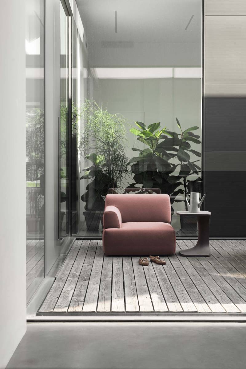 Canapé rembourré et confortable, collection Palchetto par KRISTALIA à Cannes