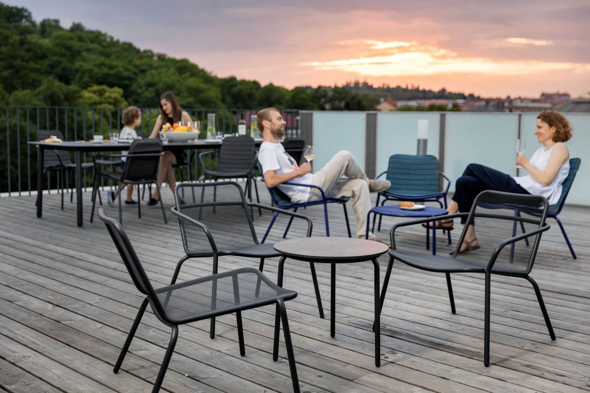 Terrasse détente collection Condor par Todus à Lyon
