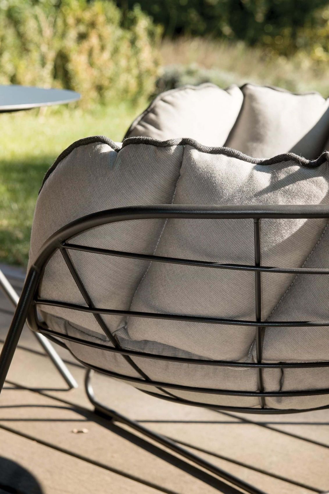 Fauteuil avec structure en aluminium et fibre synthétique collection Mars à Nantes