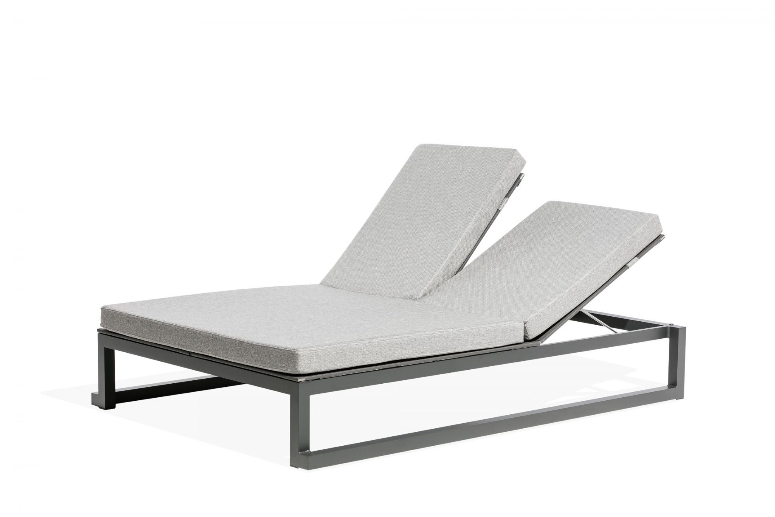 Bain de soleil double en inox laqué et toile Batyline collection Leuven par Todus à Cagnes-sur-Mer