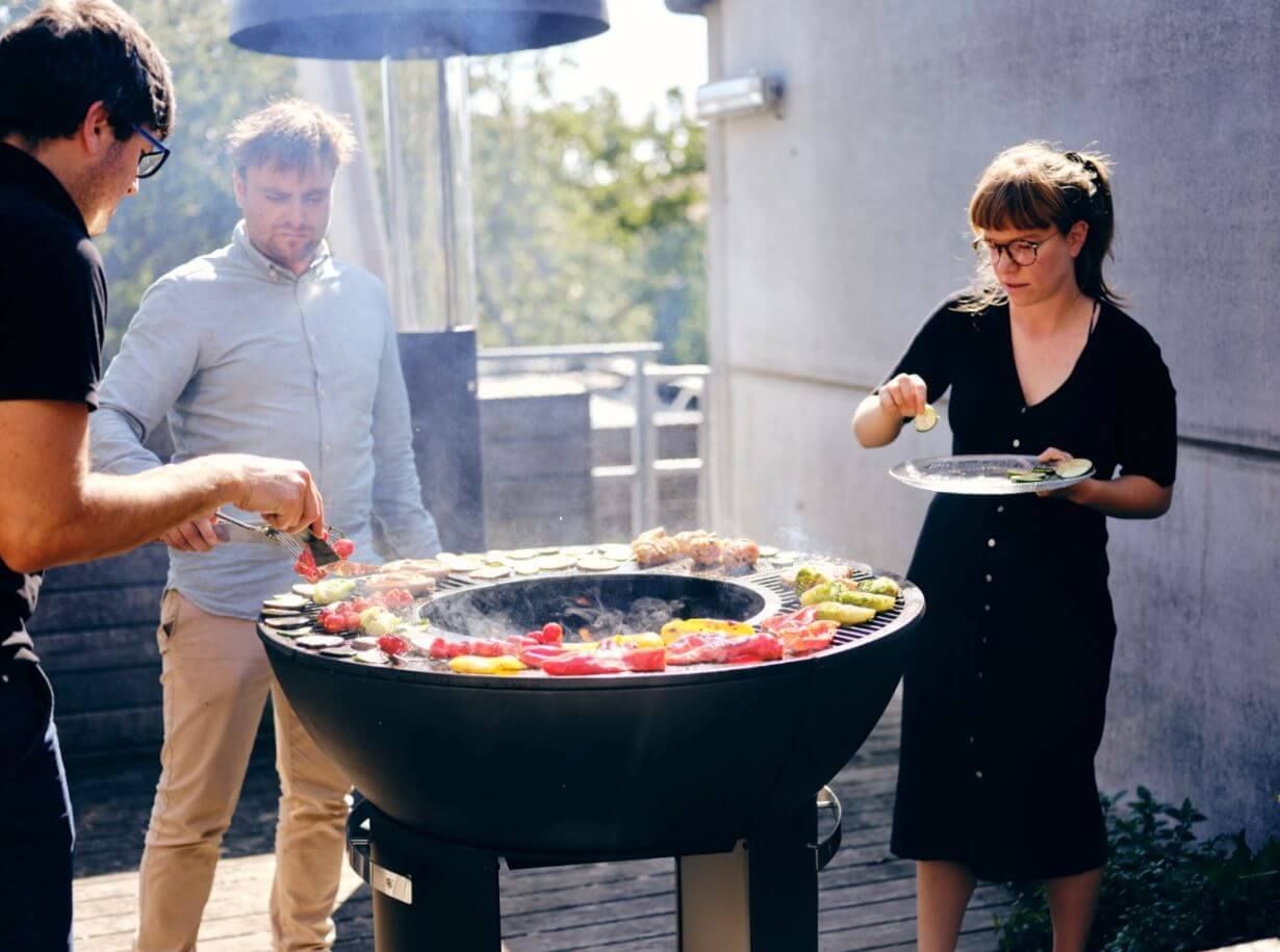 Grill et plancha collection Fire Pit base haute par Hergom à Biarritz