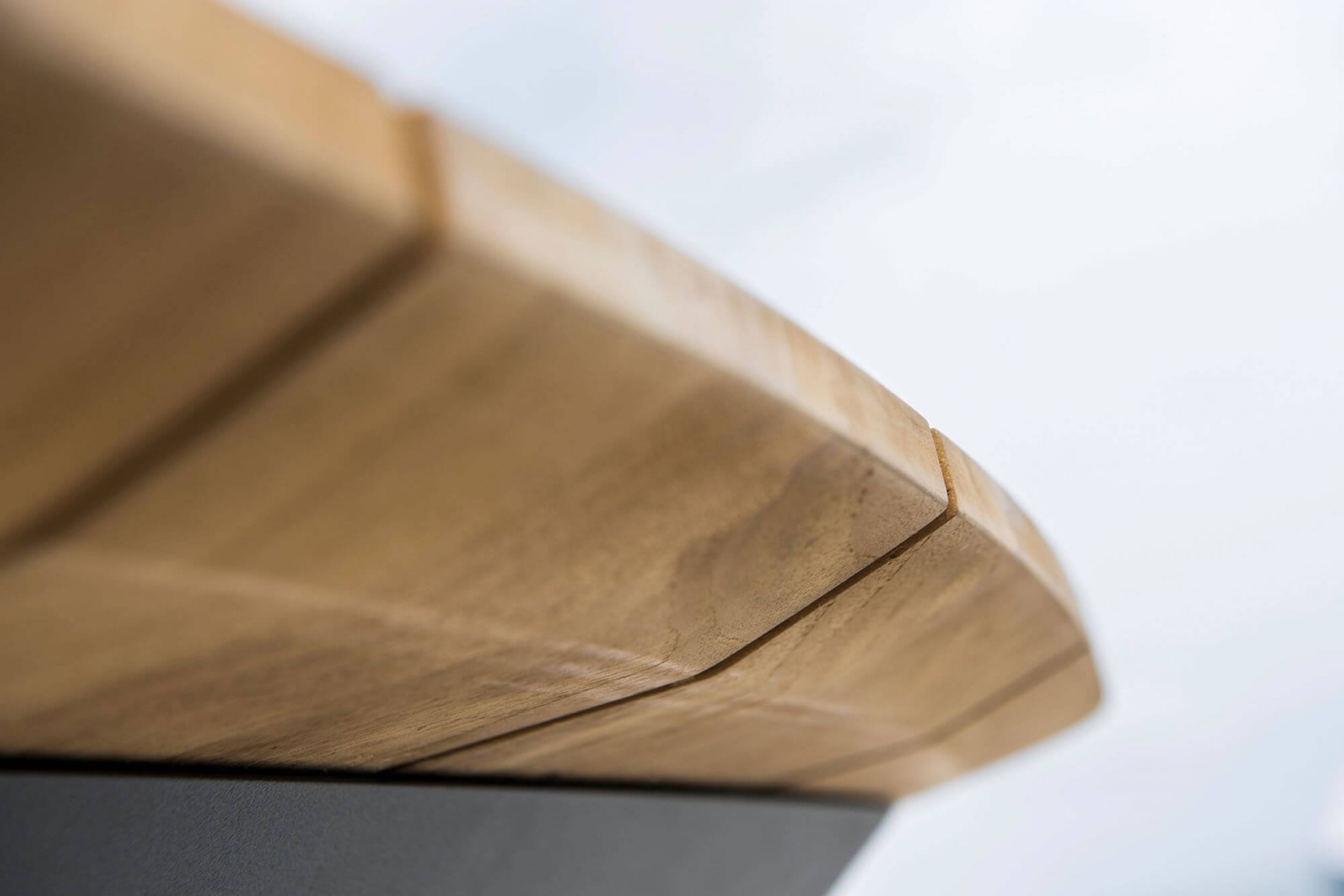 Teck de la table Elko par Jati&Kebon à Nice