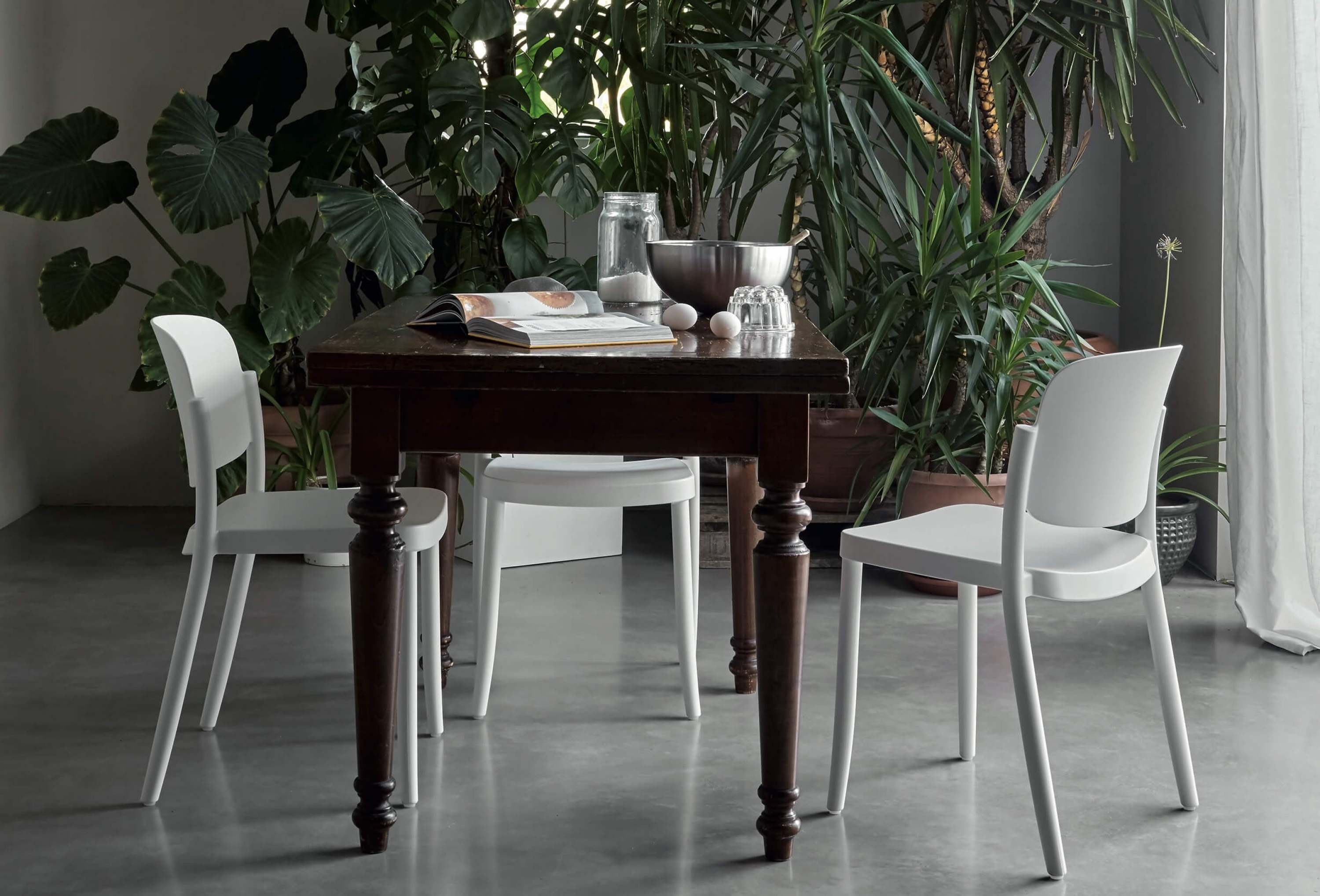 Chaise de repas pour extérieur à Toulon