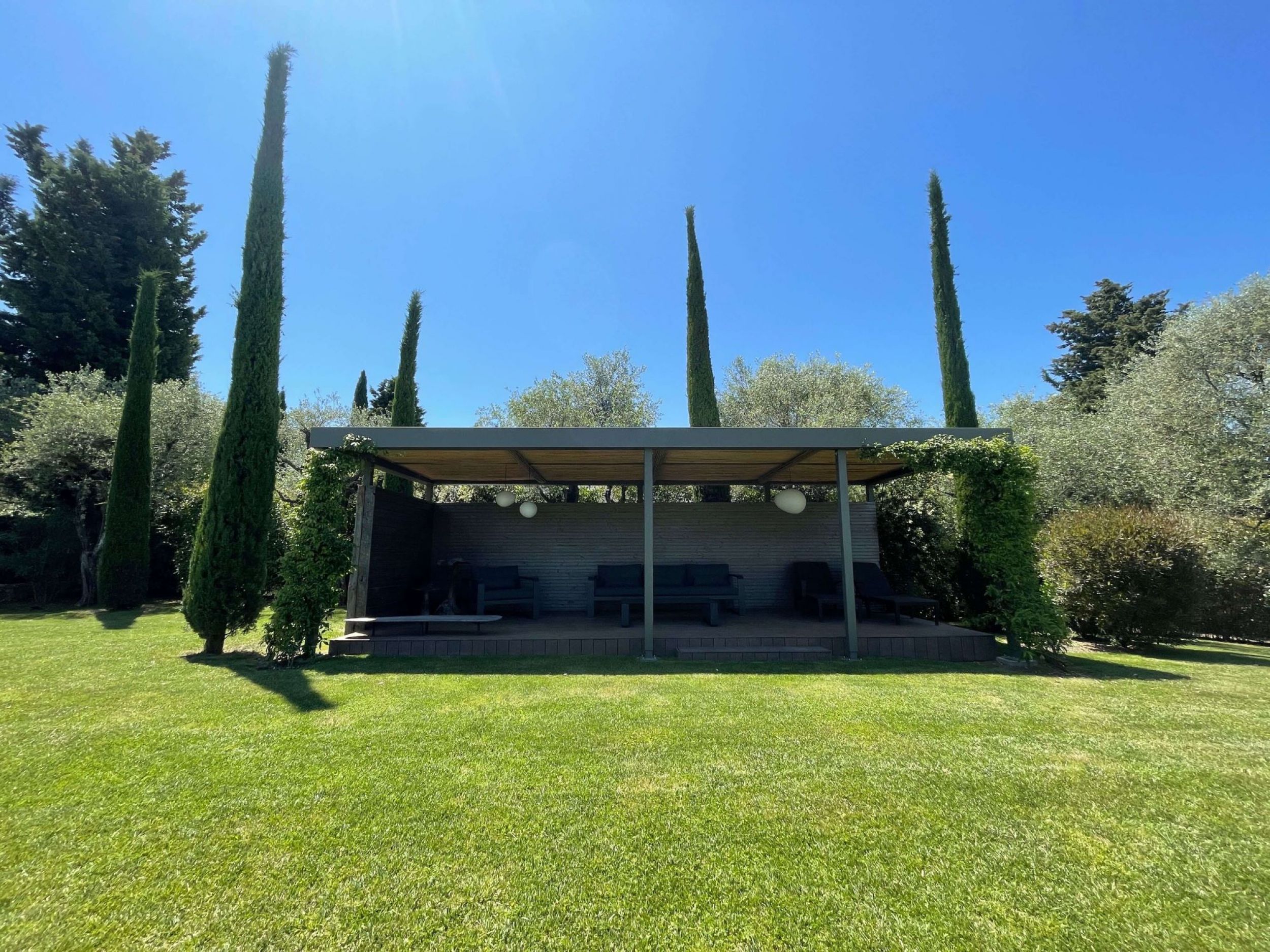 Aménagement d’un jardin d’une villa à Cannes