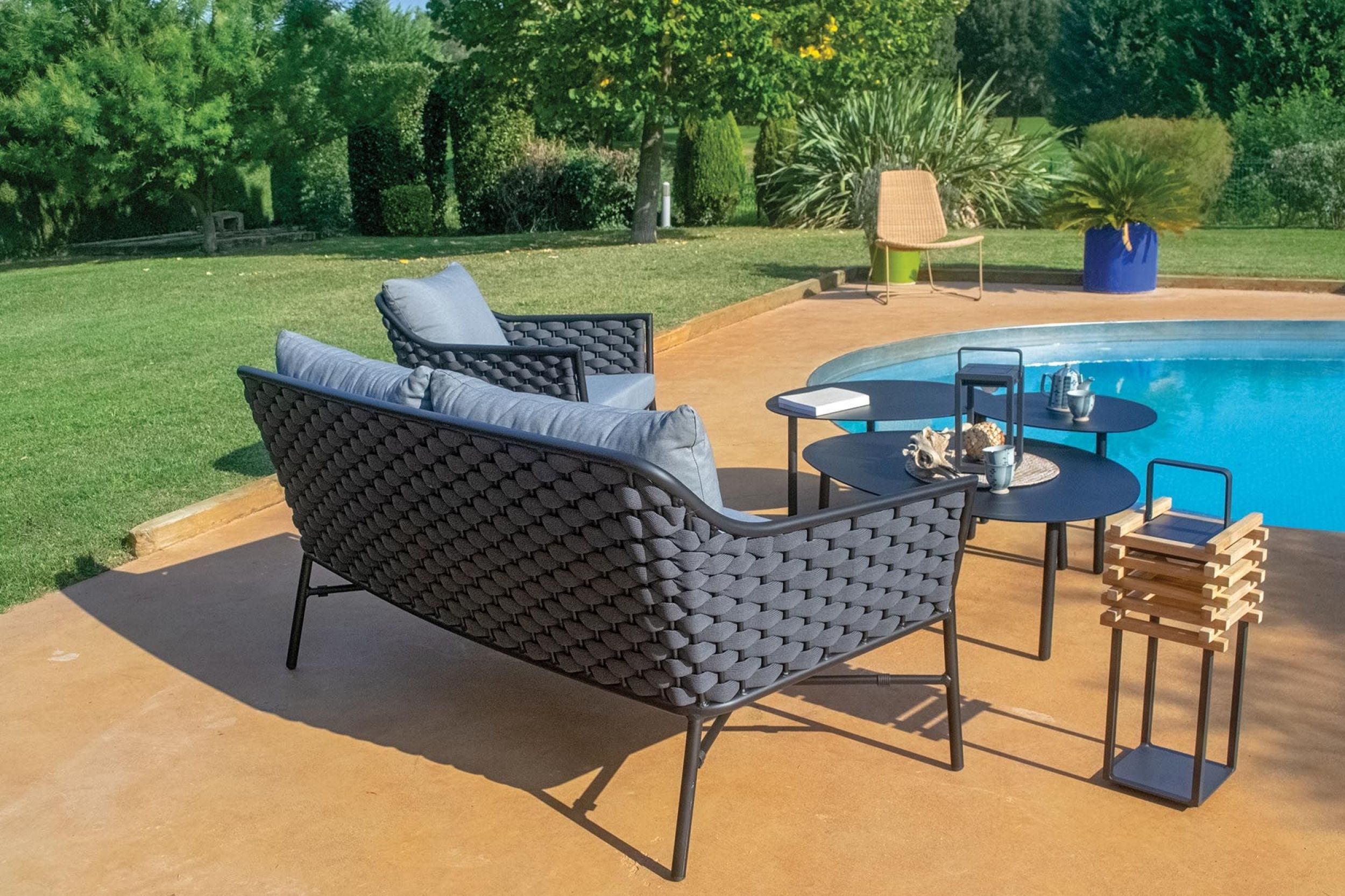 Table basse en aluminium collection Rio à Nantes