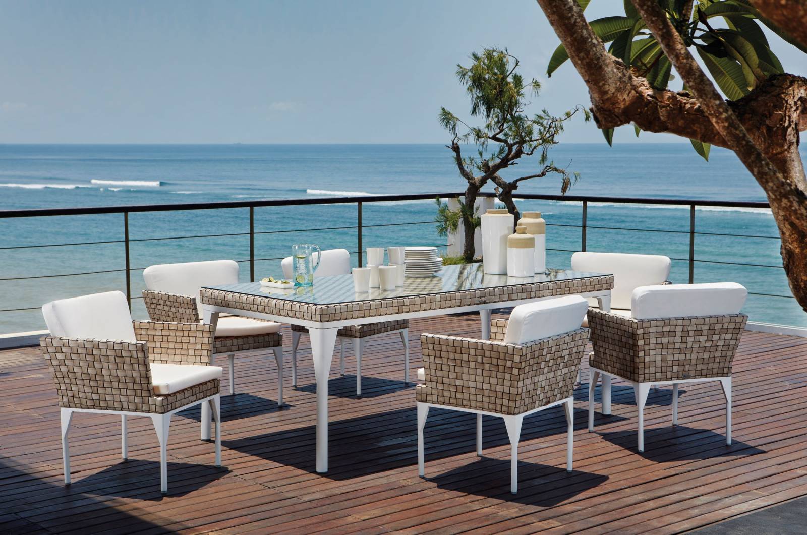 Ensemble de repas, collection BRAFTA par Skyline
