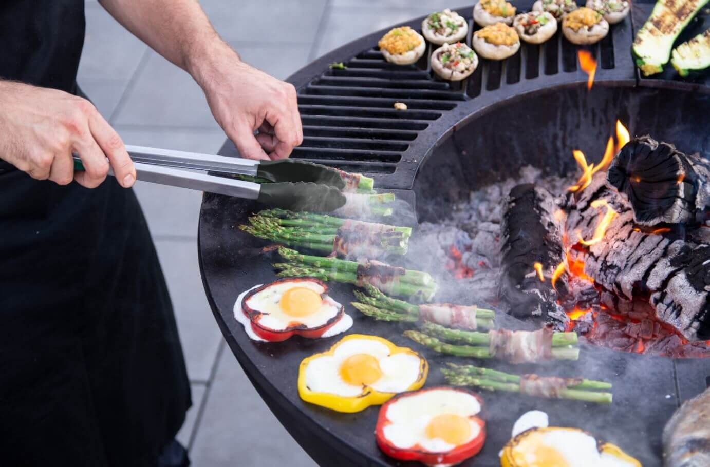 Barbecue en acier collection Fire Pit base haute par Hergom à Aix