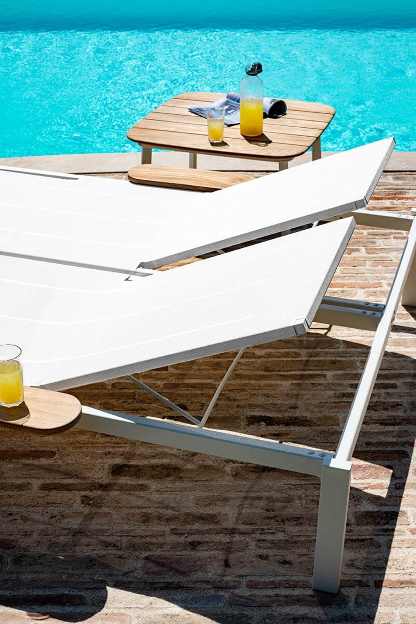 Transat double moderne en aluminium thermolaqué collection Shine à Aix