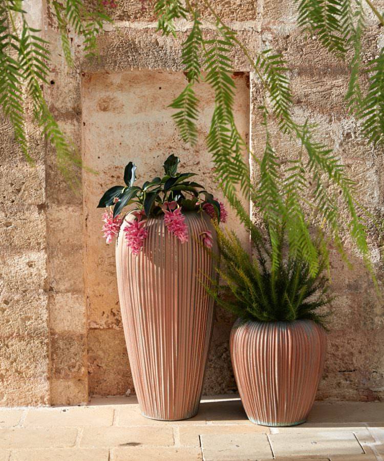 Pot de fleur avec design chic, collection Skin à Monaco