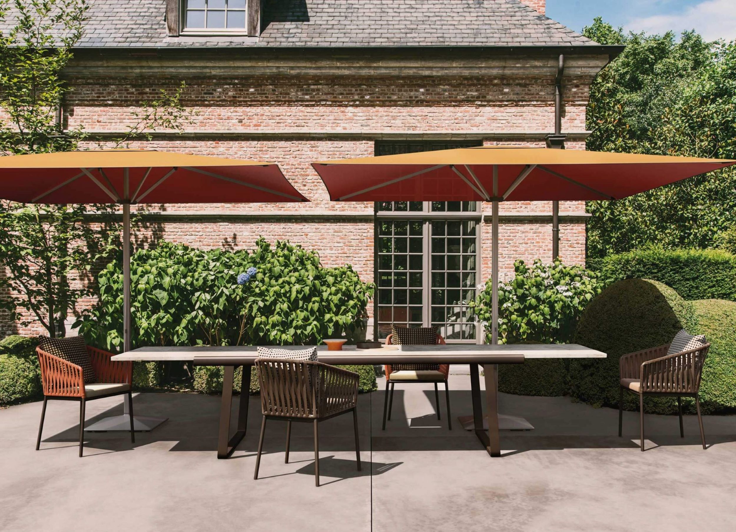 Table de repas extensible design collection Bitta par Kettal à Paris