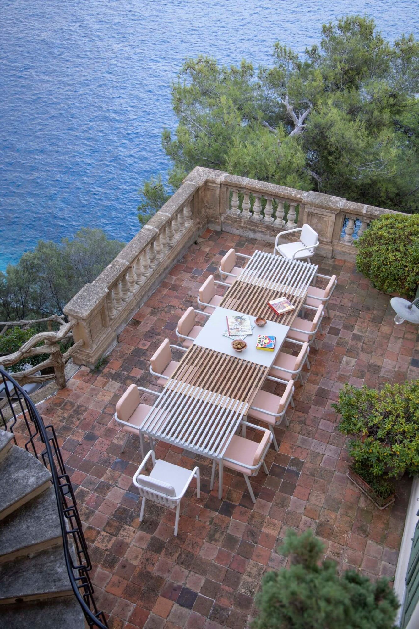 Table de repas d'extérieur extensible collection Kama par Ego Paris à Bordeaux