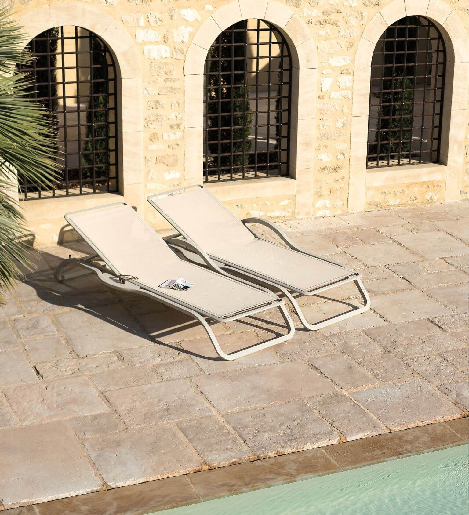 Bain de soleil avec toile Batyline collection Marumi par Ego Paris à Nantes