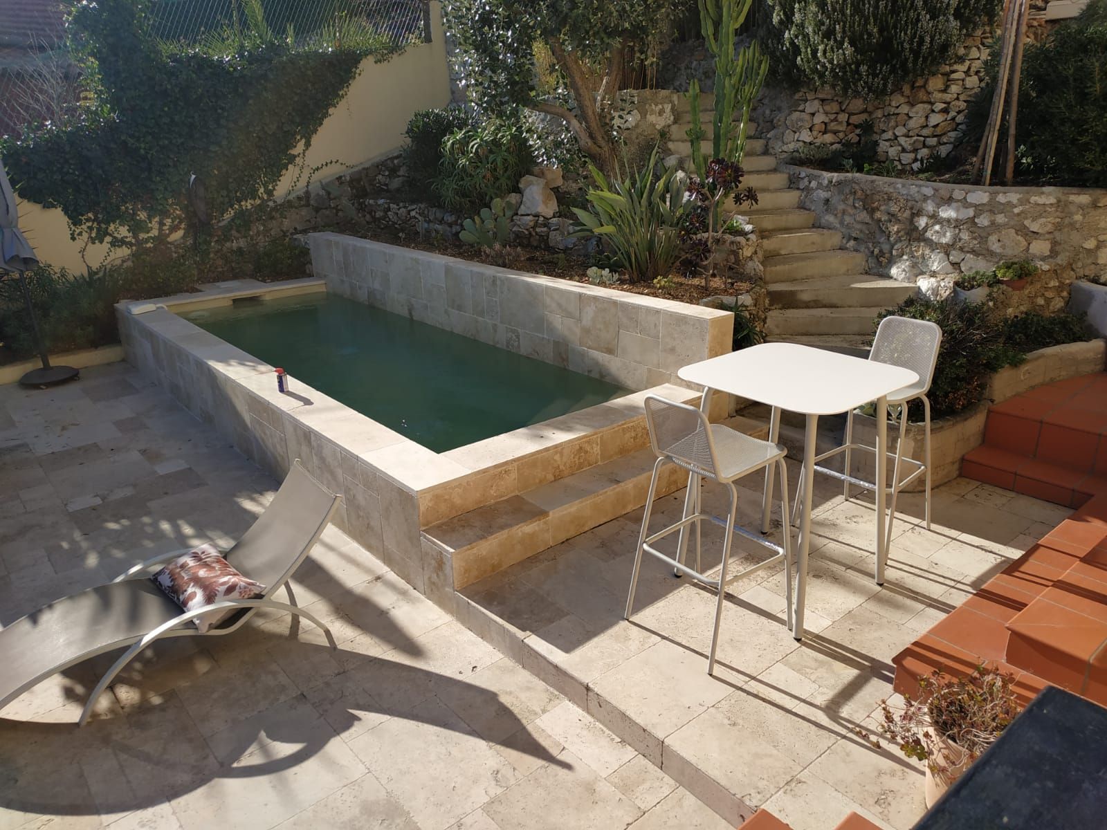 Extérieur aménagé avec collection Starling à Roquebrune-Cap-Martin