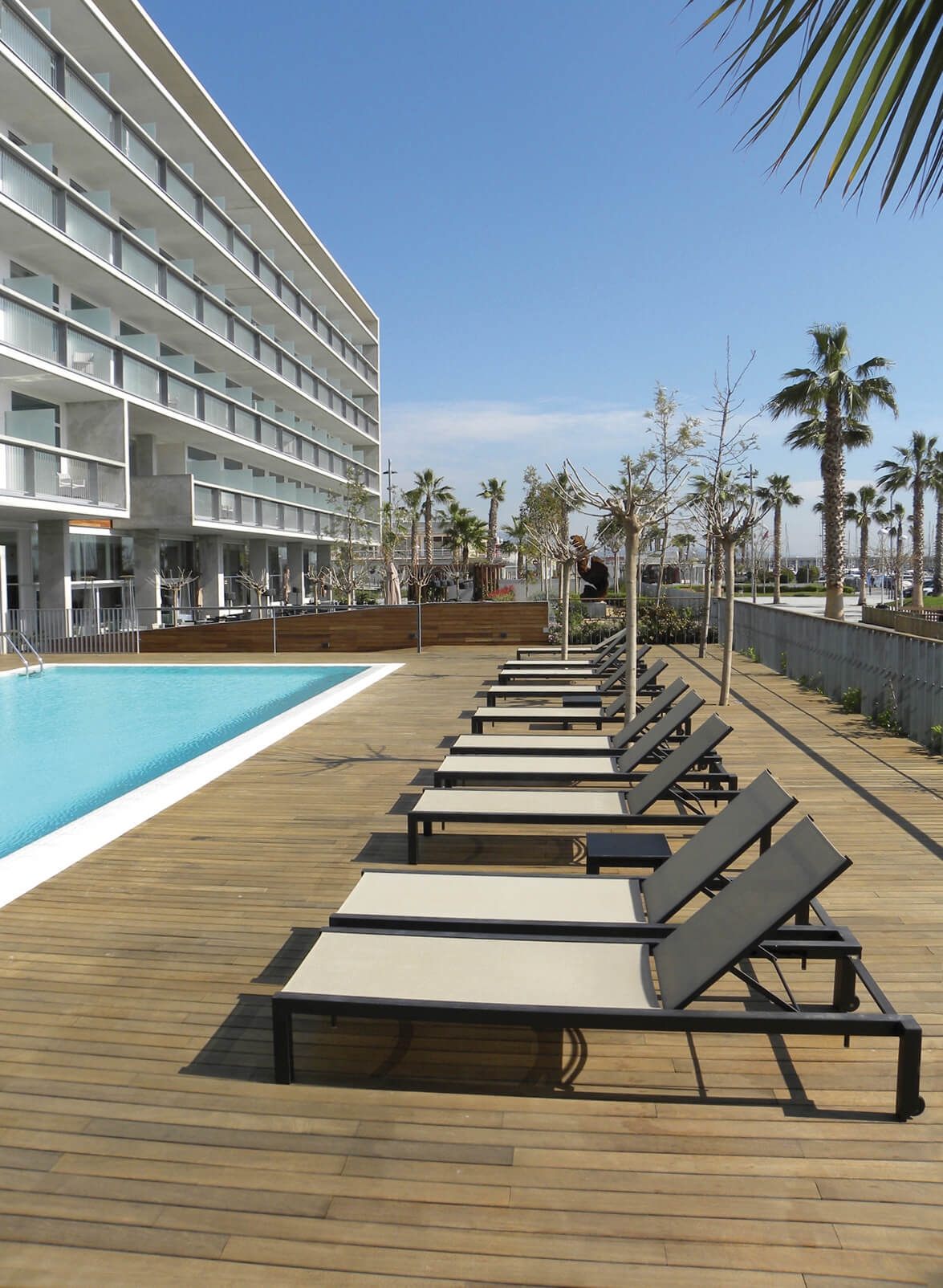 Transat en aluminium réglable avec roulettes à Nice