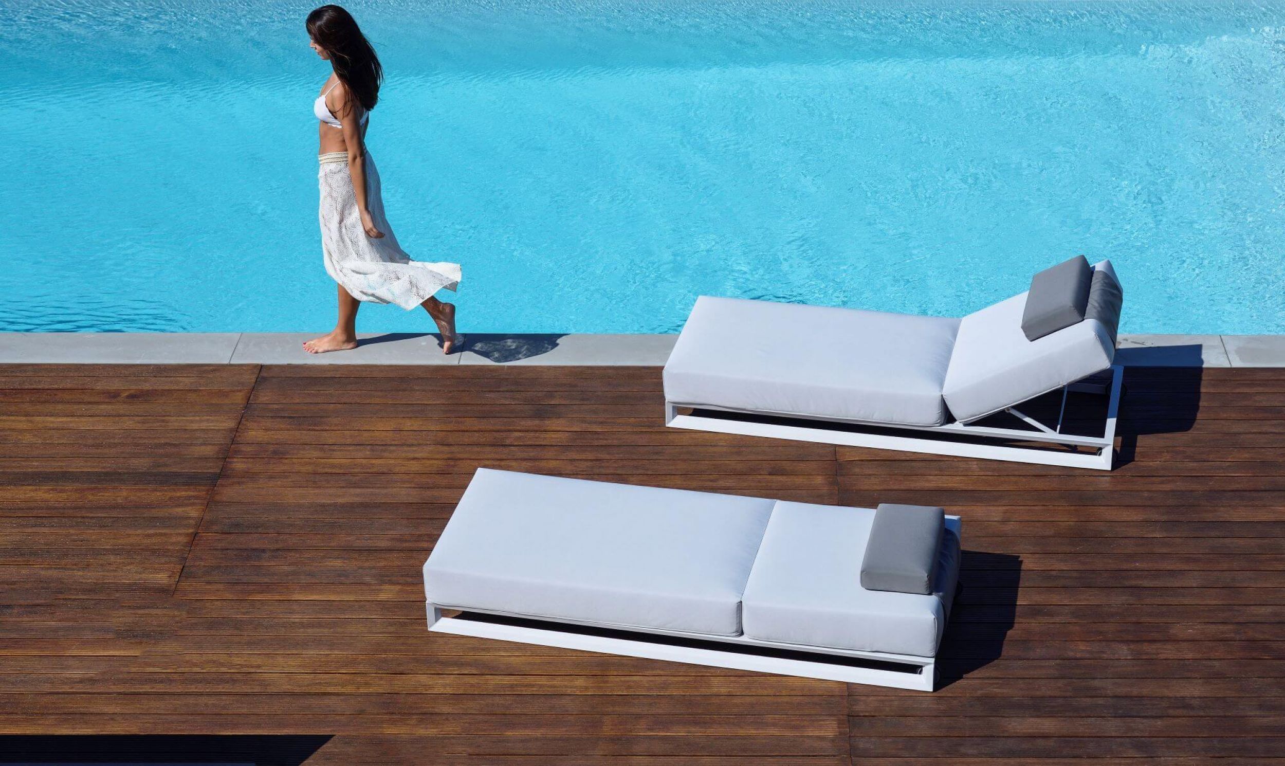 Chaise longue design simple collection Nubes par 10Deka à Reims