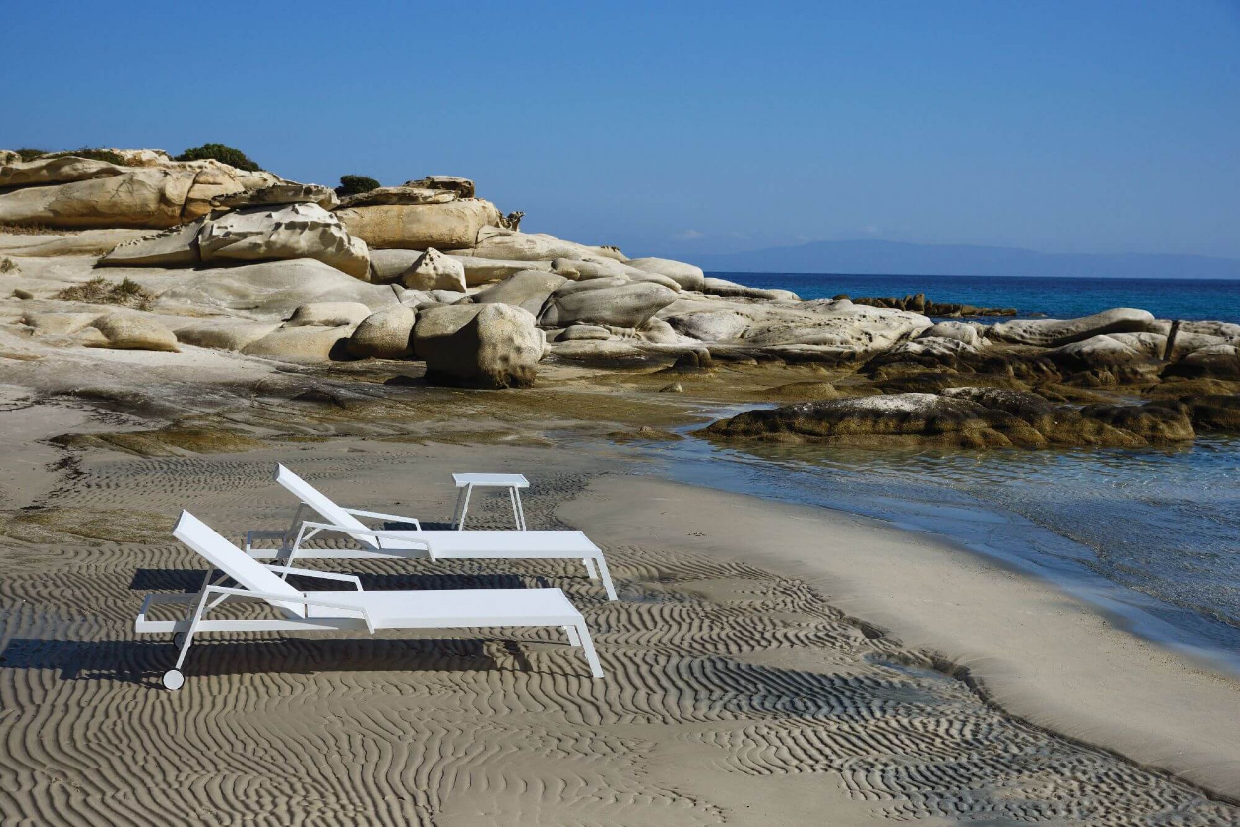 Duo de transats collection Pulvis par 10Deka à Cannes